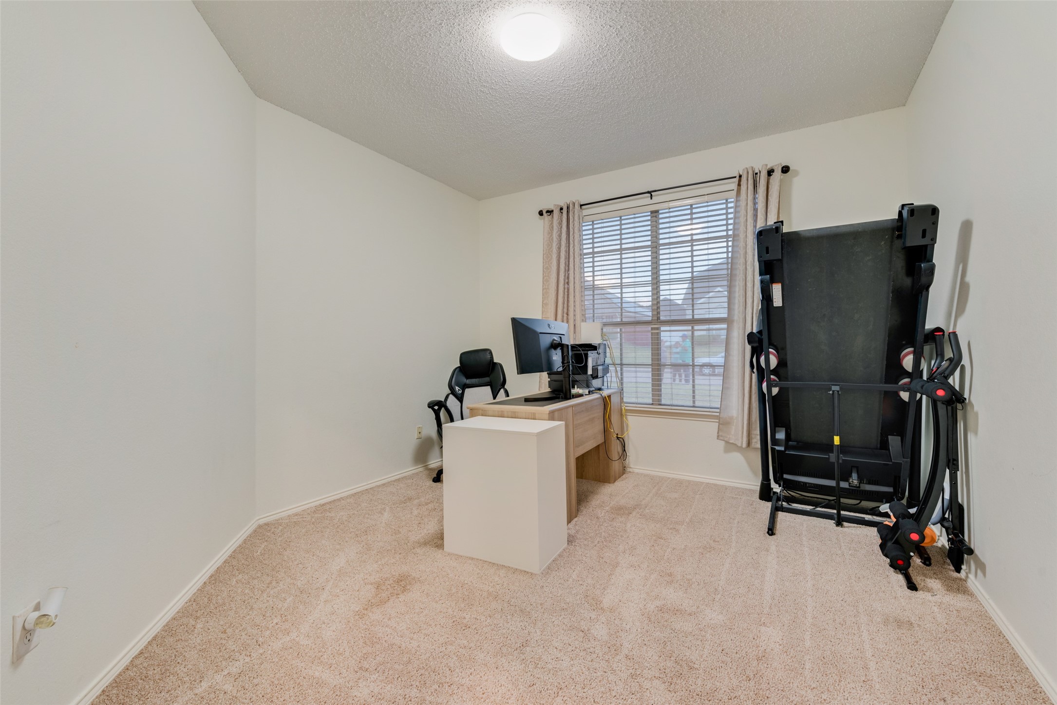 709 Longleaf Drive