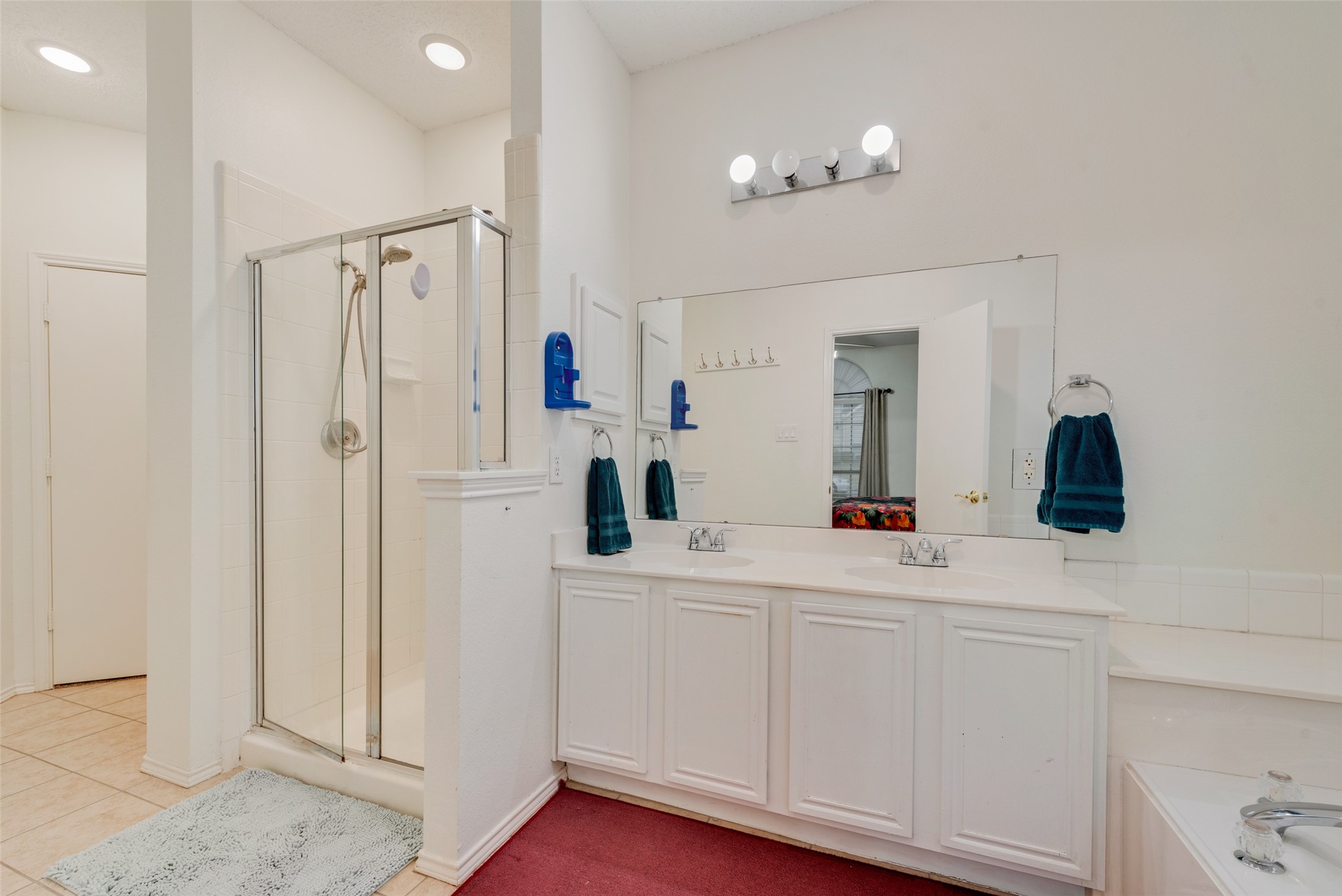 709 Longleaf Drive