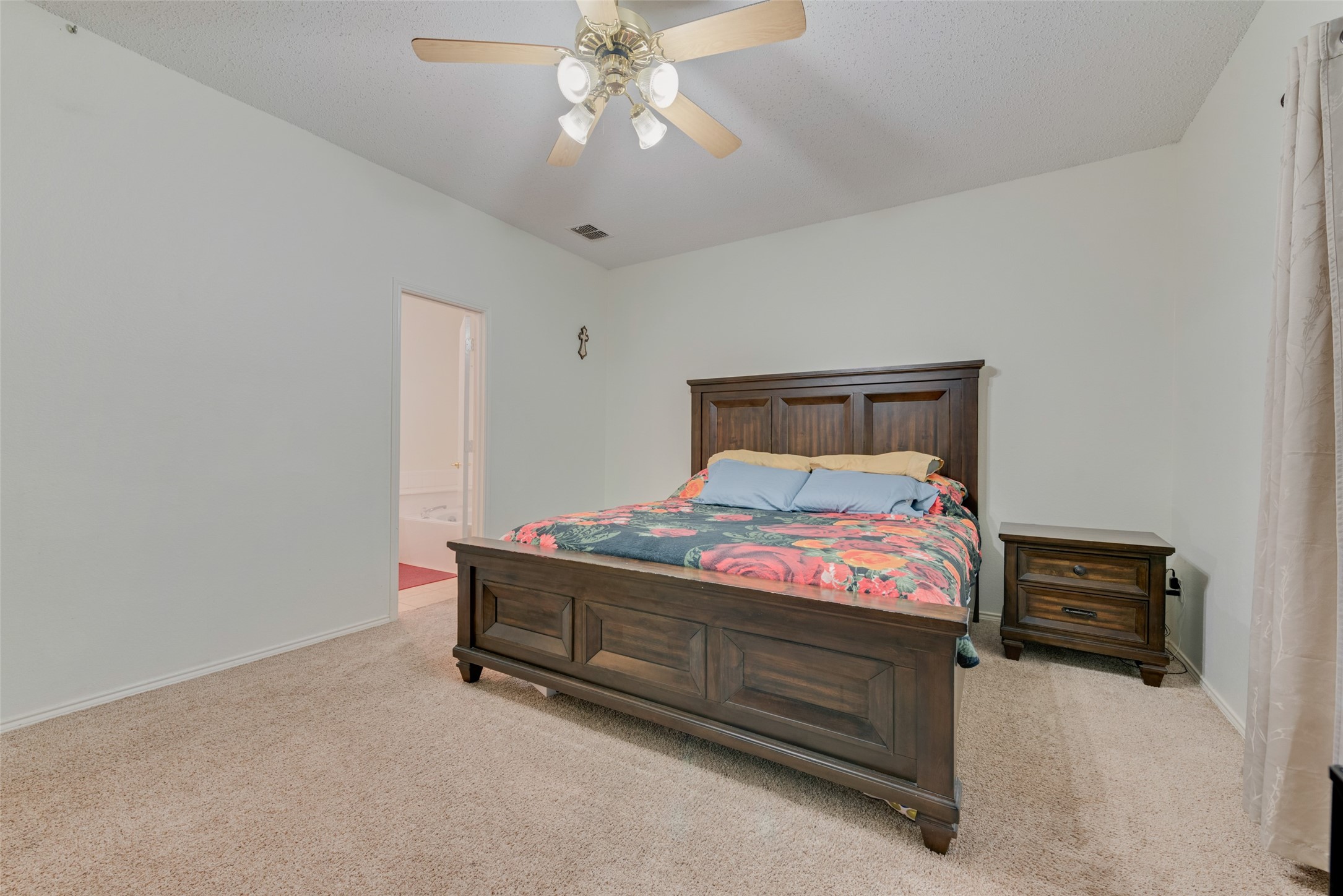 709 Longleaf Drive