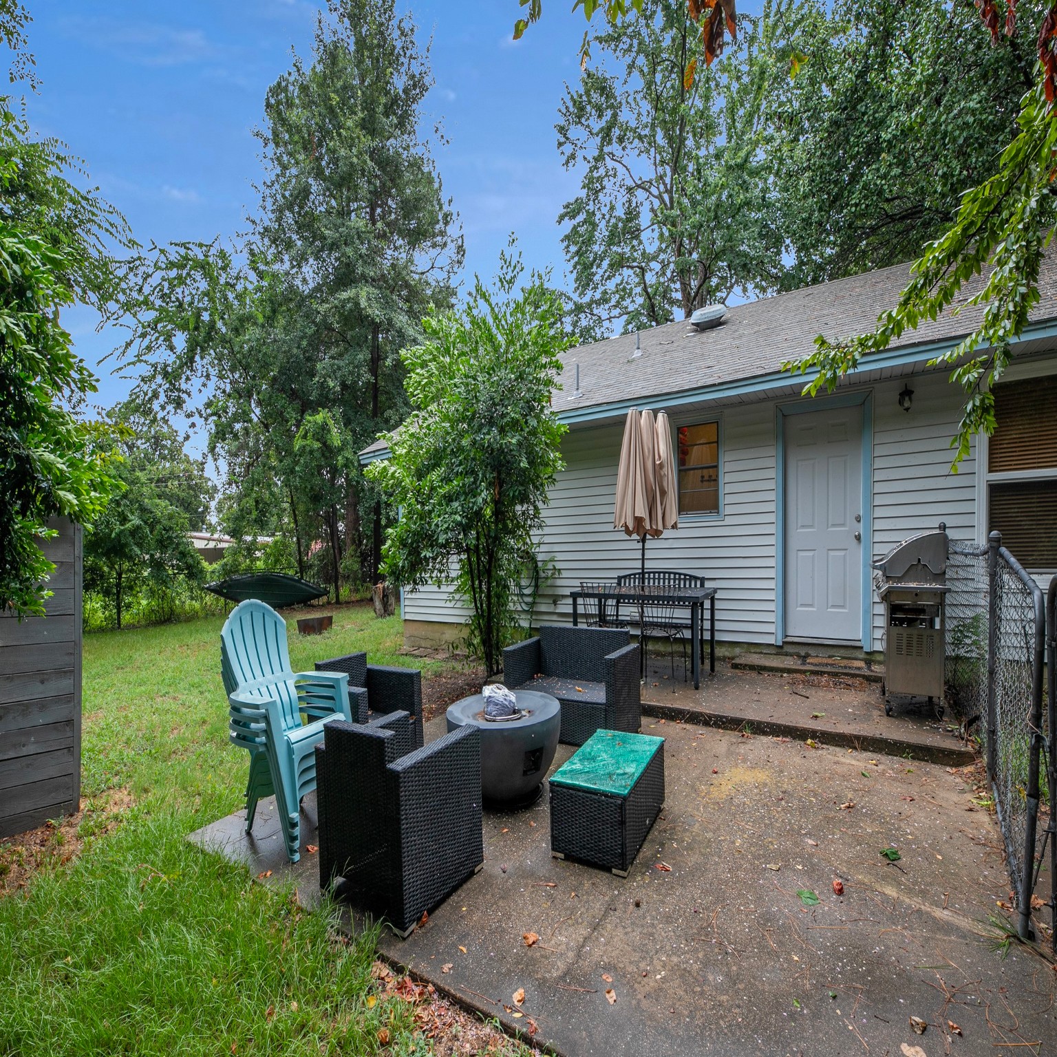 102 Point O View Street