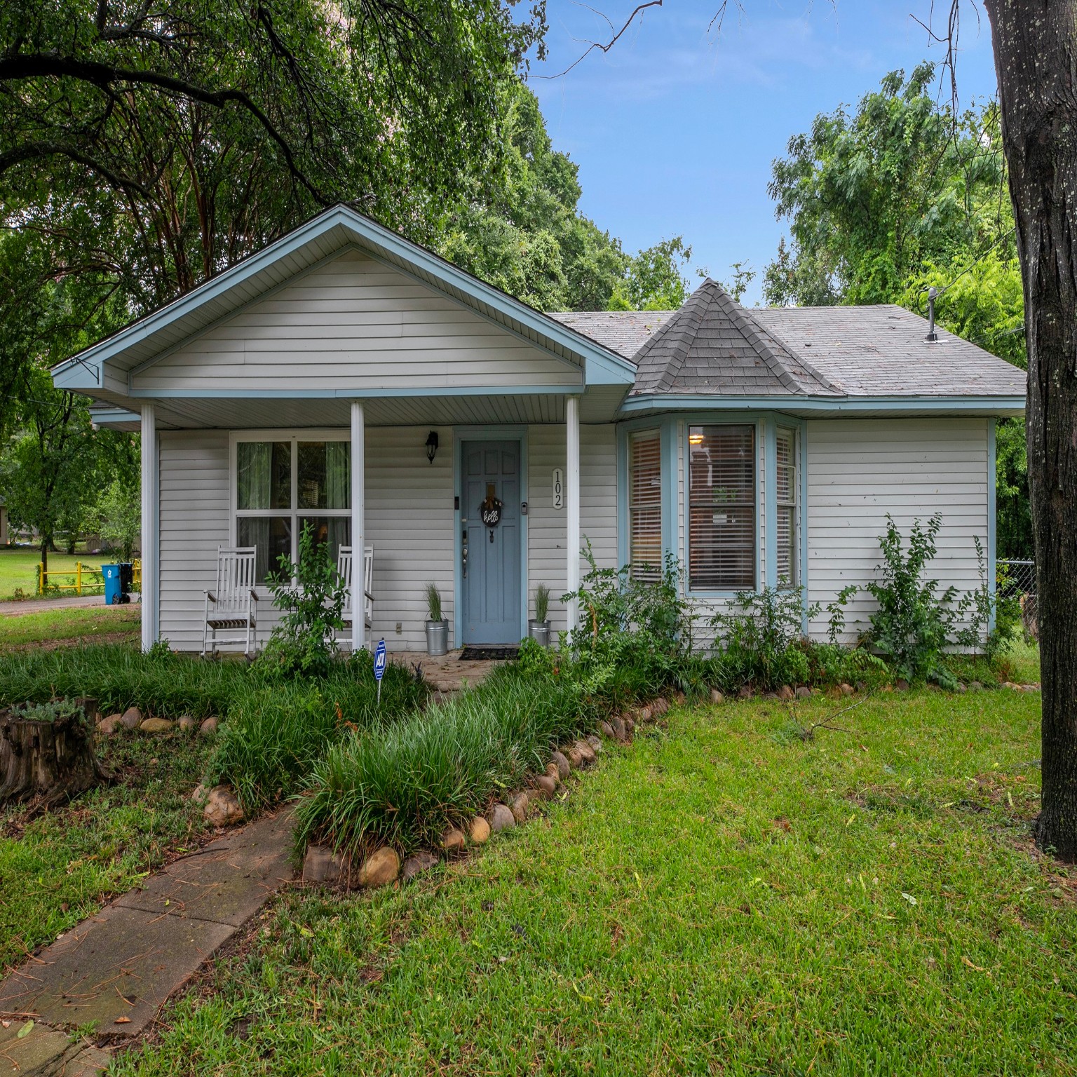 102 Point O View Street