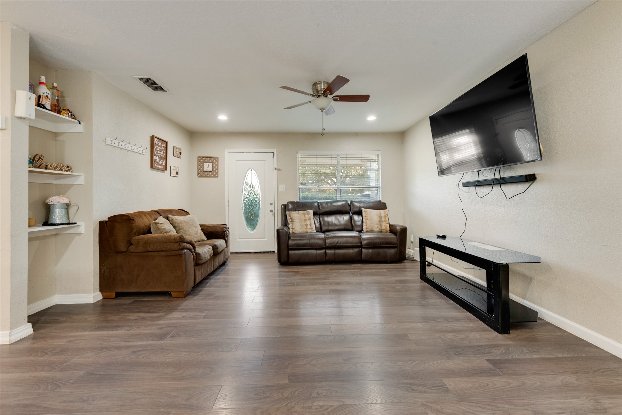 2217 Marilyn Lane