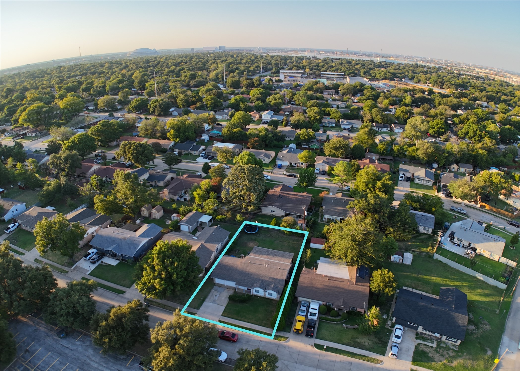 2217 Marilyn Lane