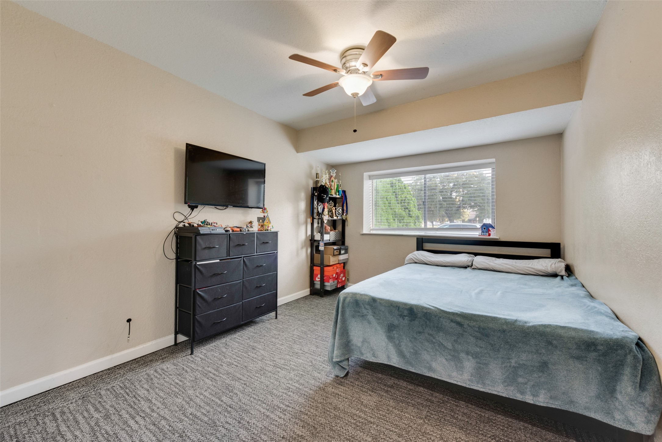 2217 Marilyn Lane