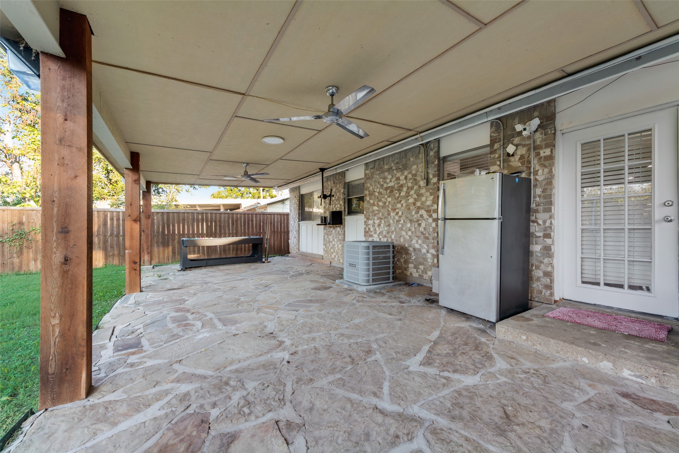 2217 Marilyn Lane
