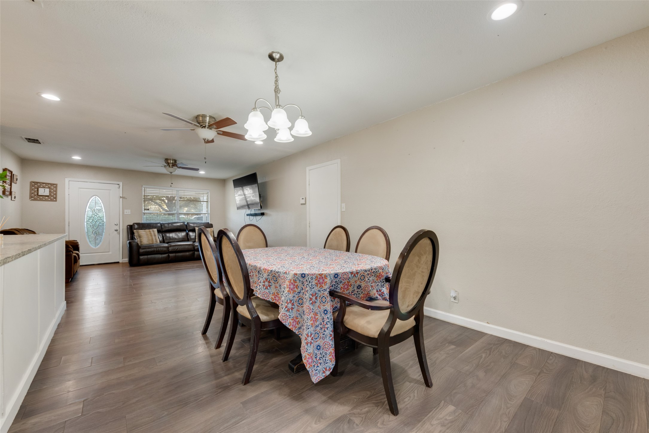 2217 Marilyn Lane
