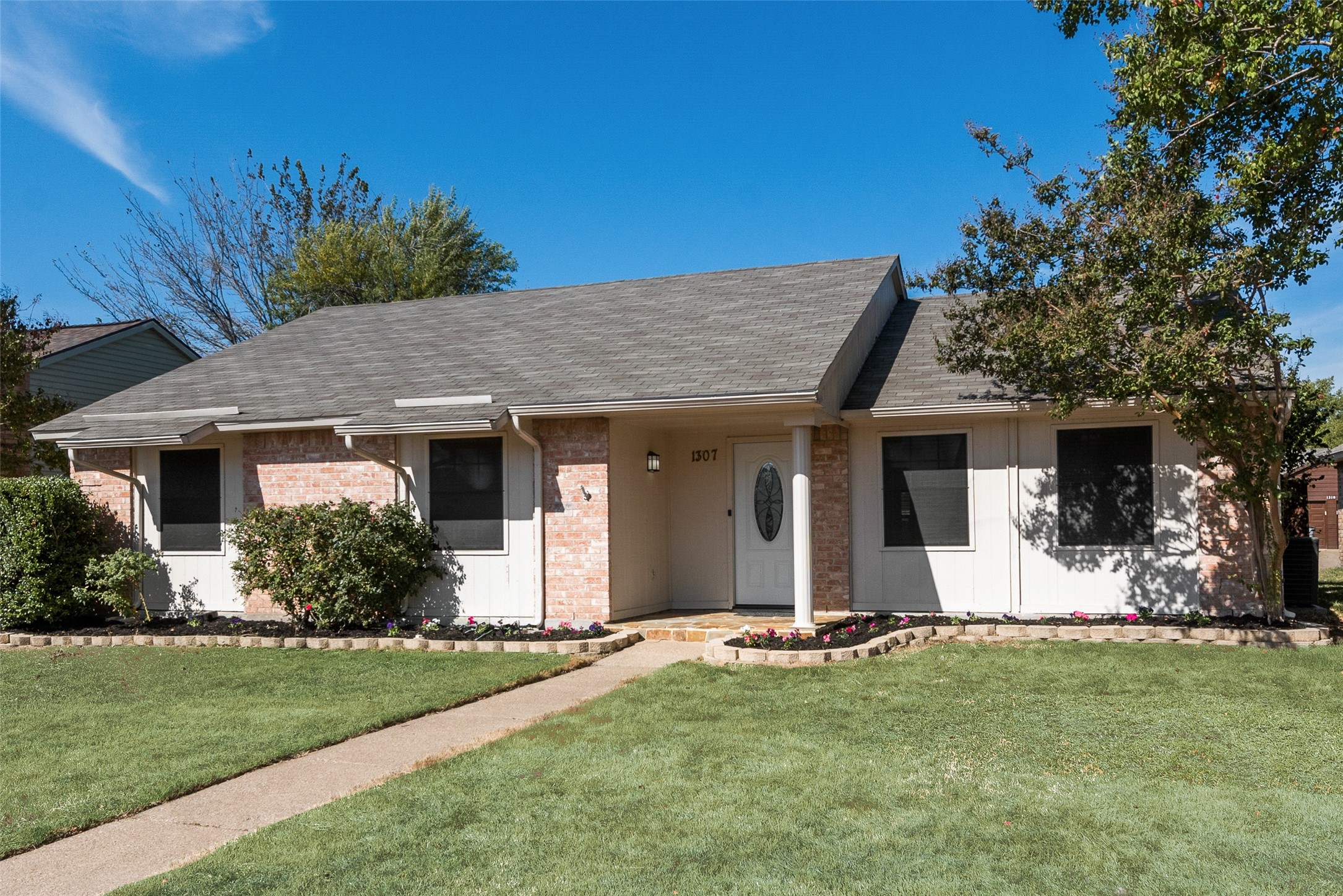 1307 Woodland Court