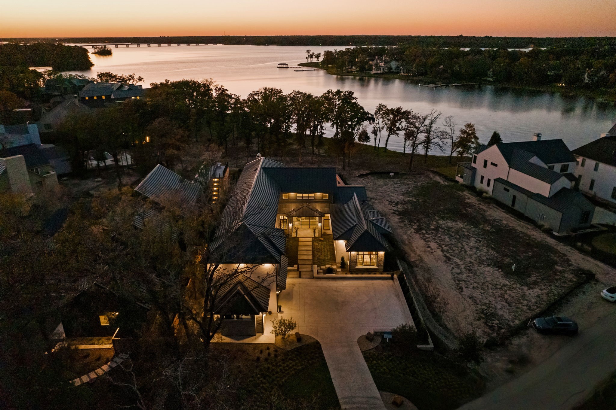 12133 W Lighthouse Lane