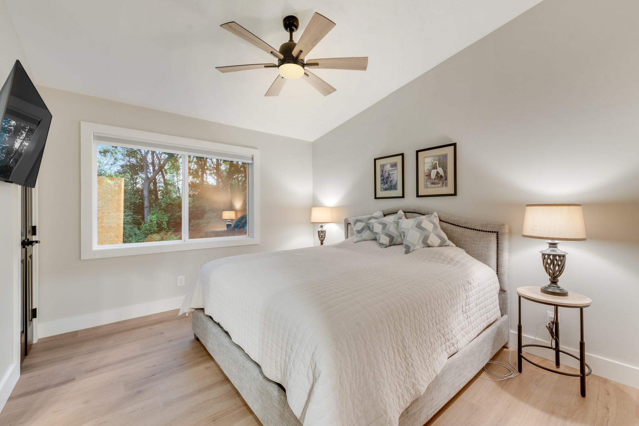 9 Southshore Circle