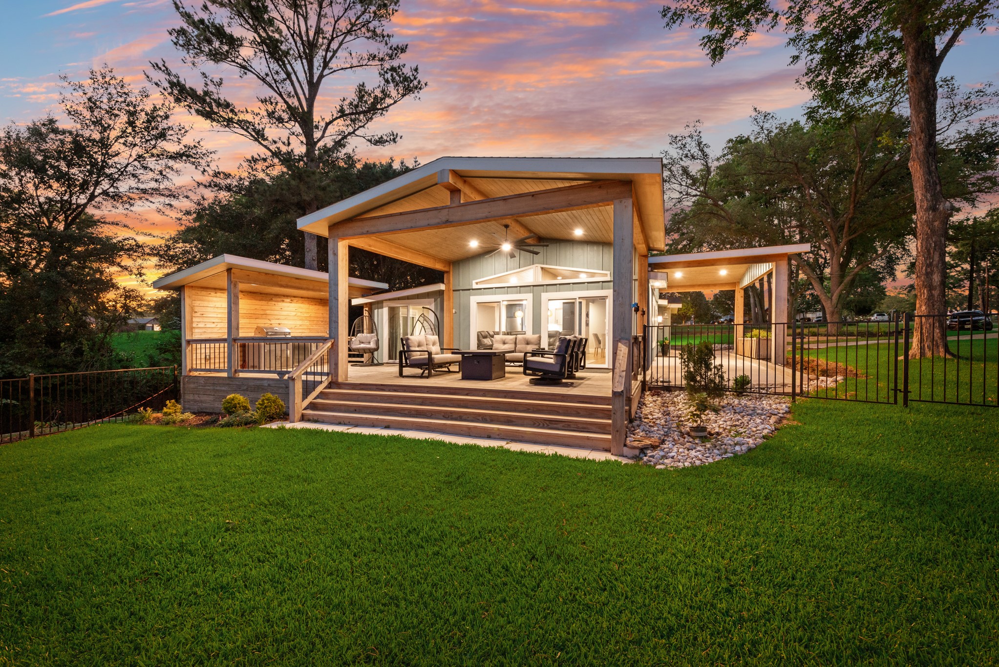 9 Southshore Circle