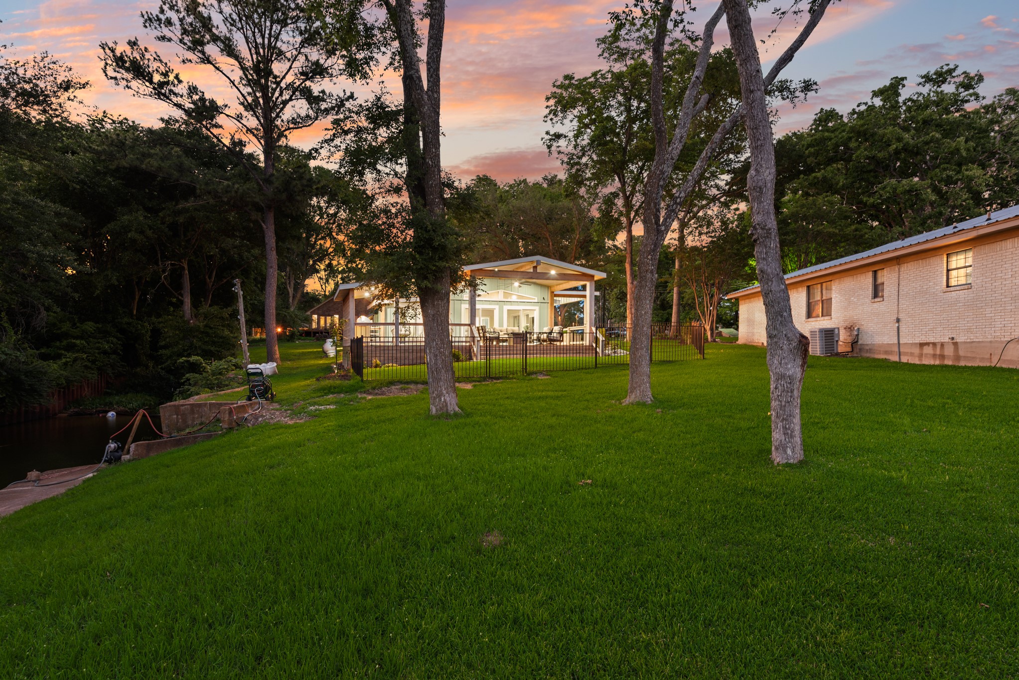 9 Southshore Circle