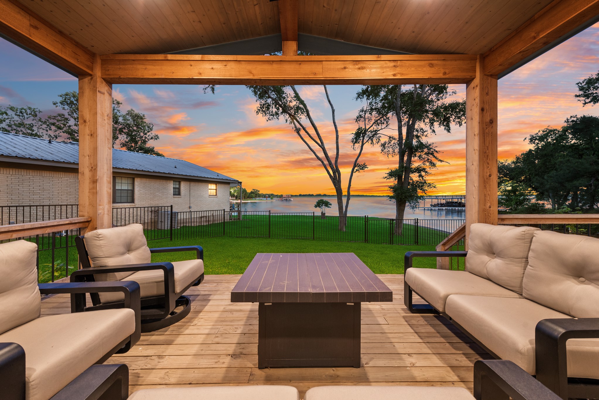9 Southshore Circle