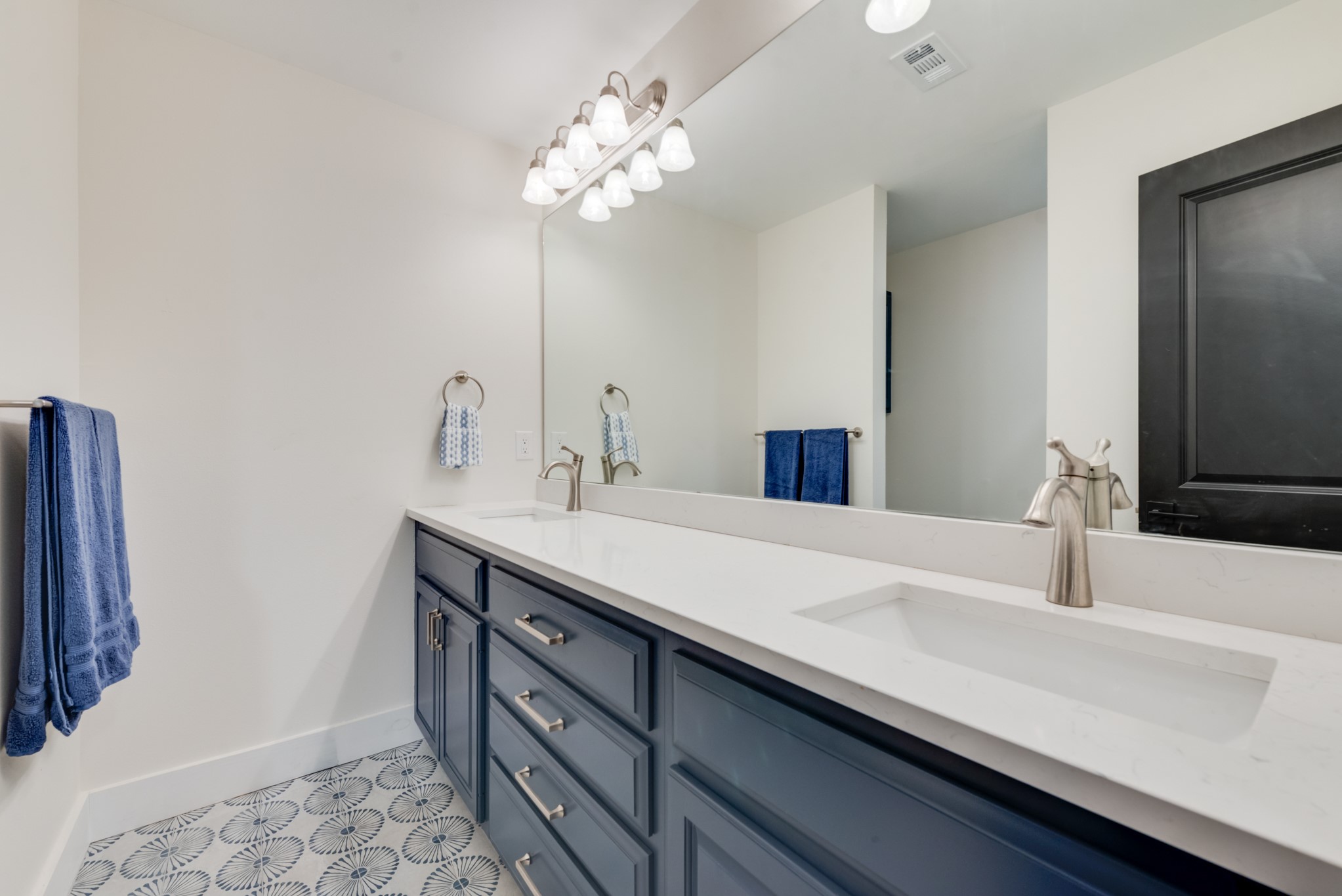 9 Southshore Circle