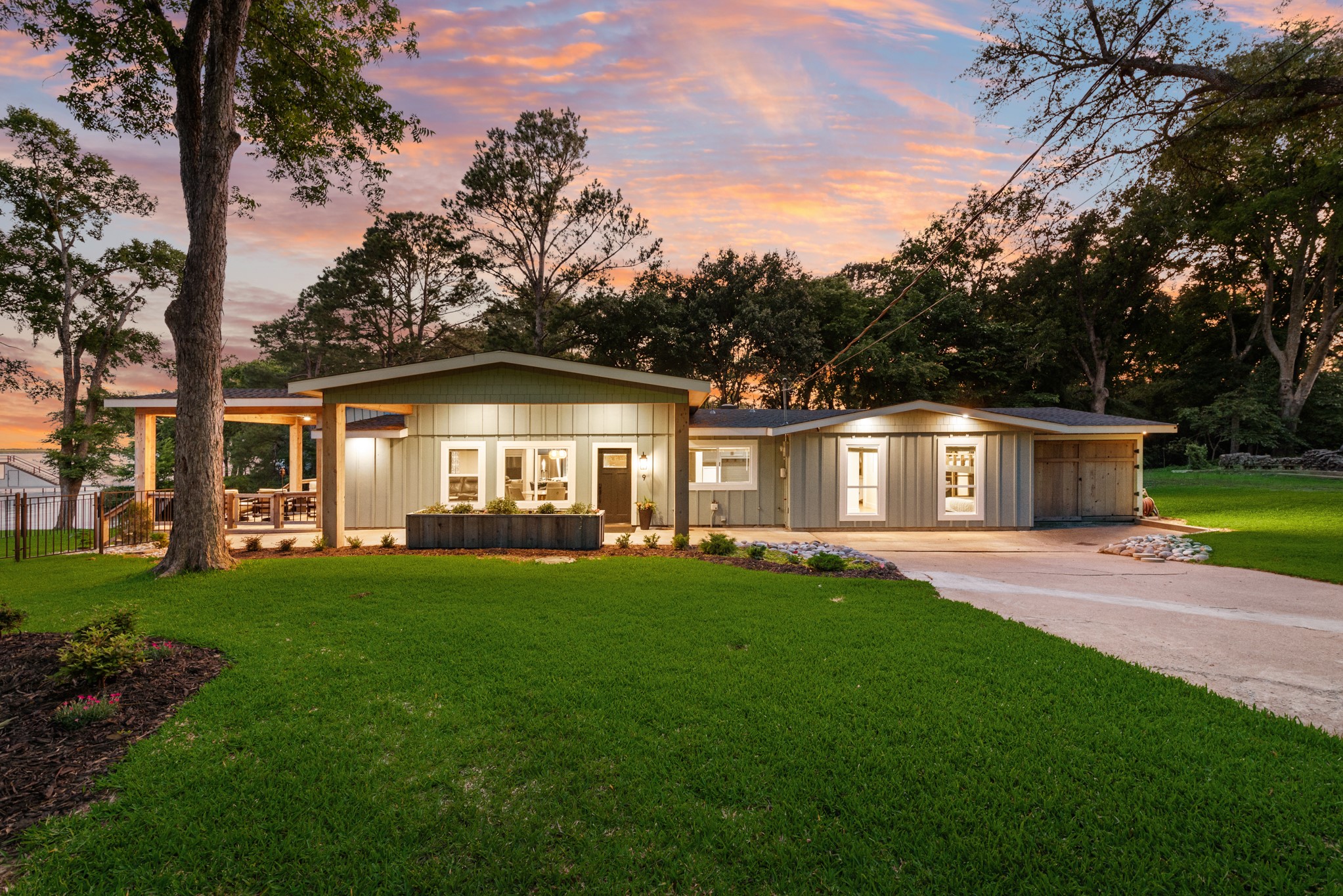 9 Southshore Circle