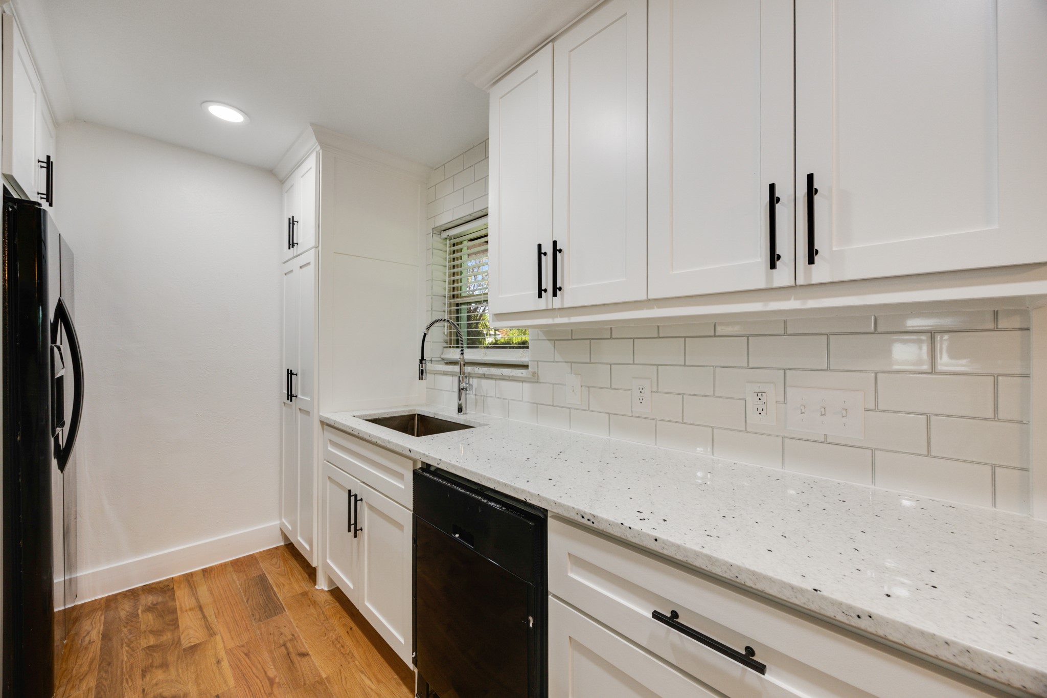 107 E Bayside Drive