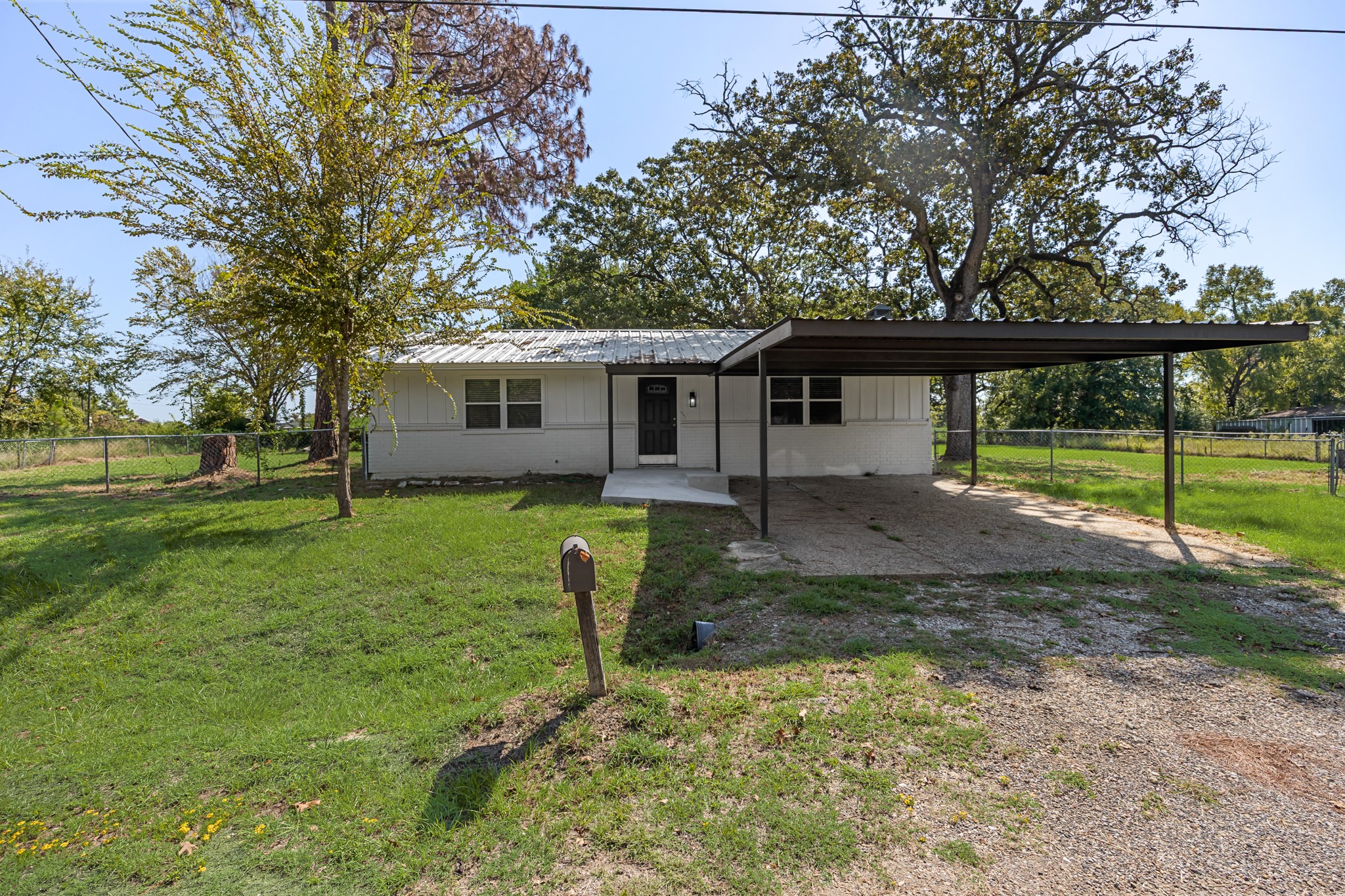 107 E Bayside Drive