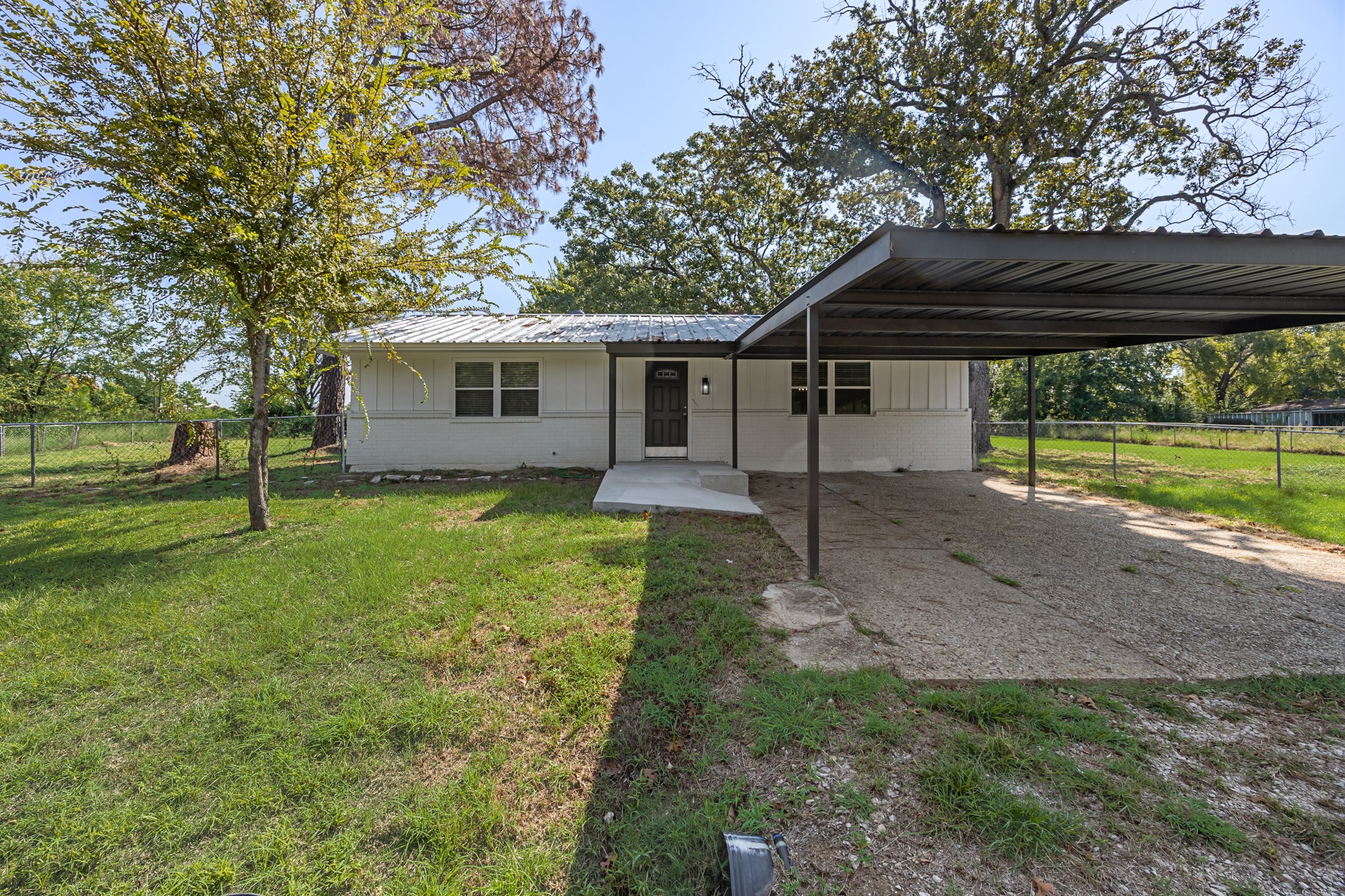 107 E Bayside Drive
