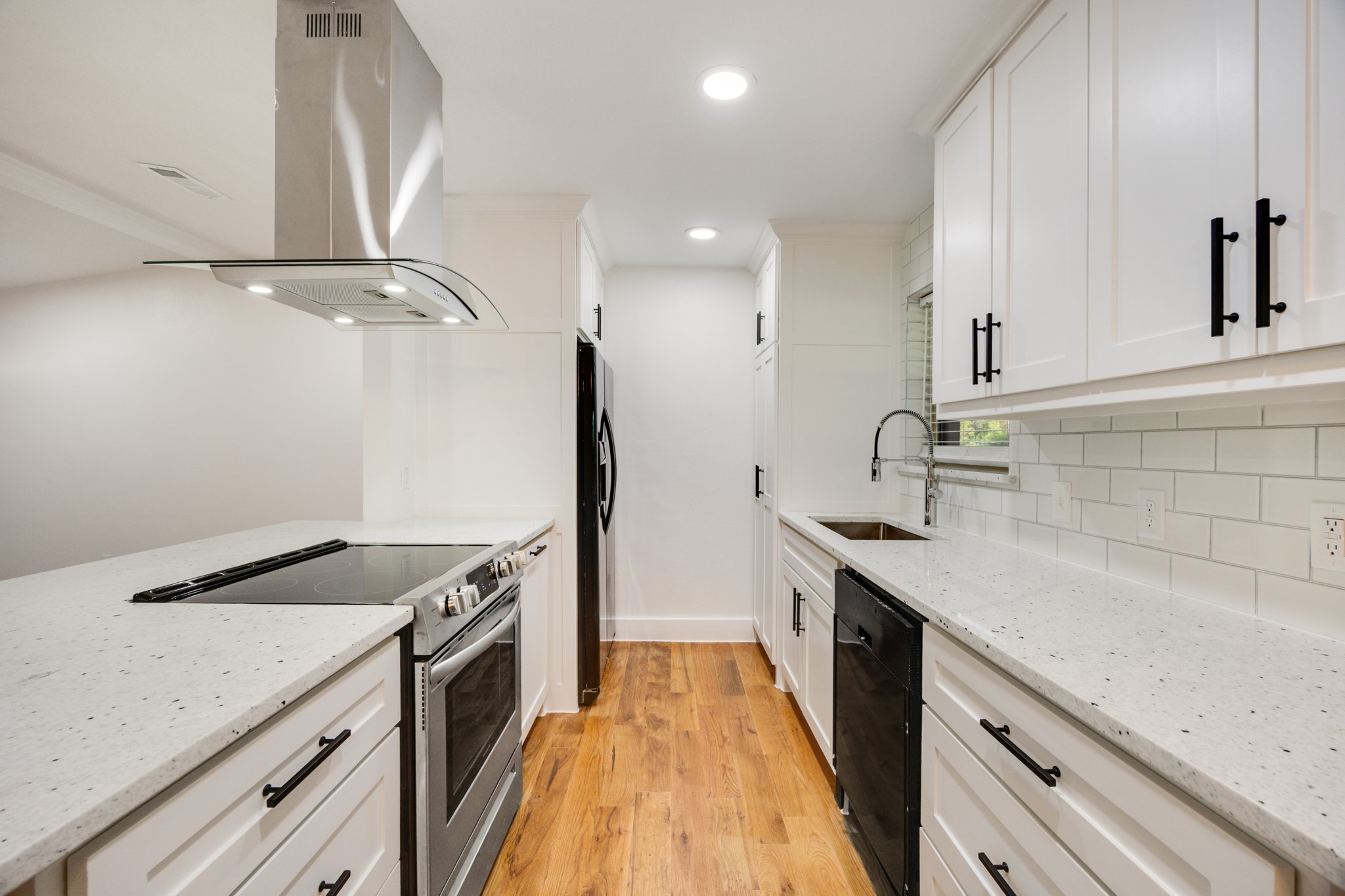 107 E Bayside Drive