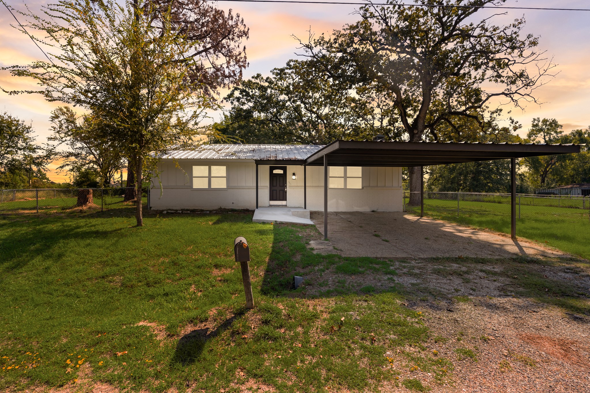 107 E Bayside Drive