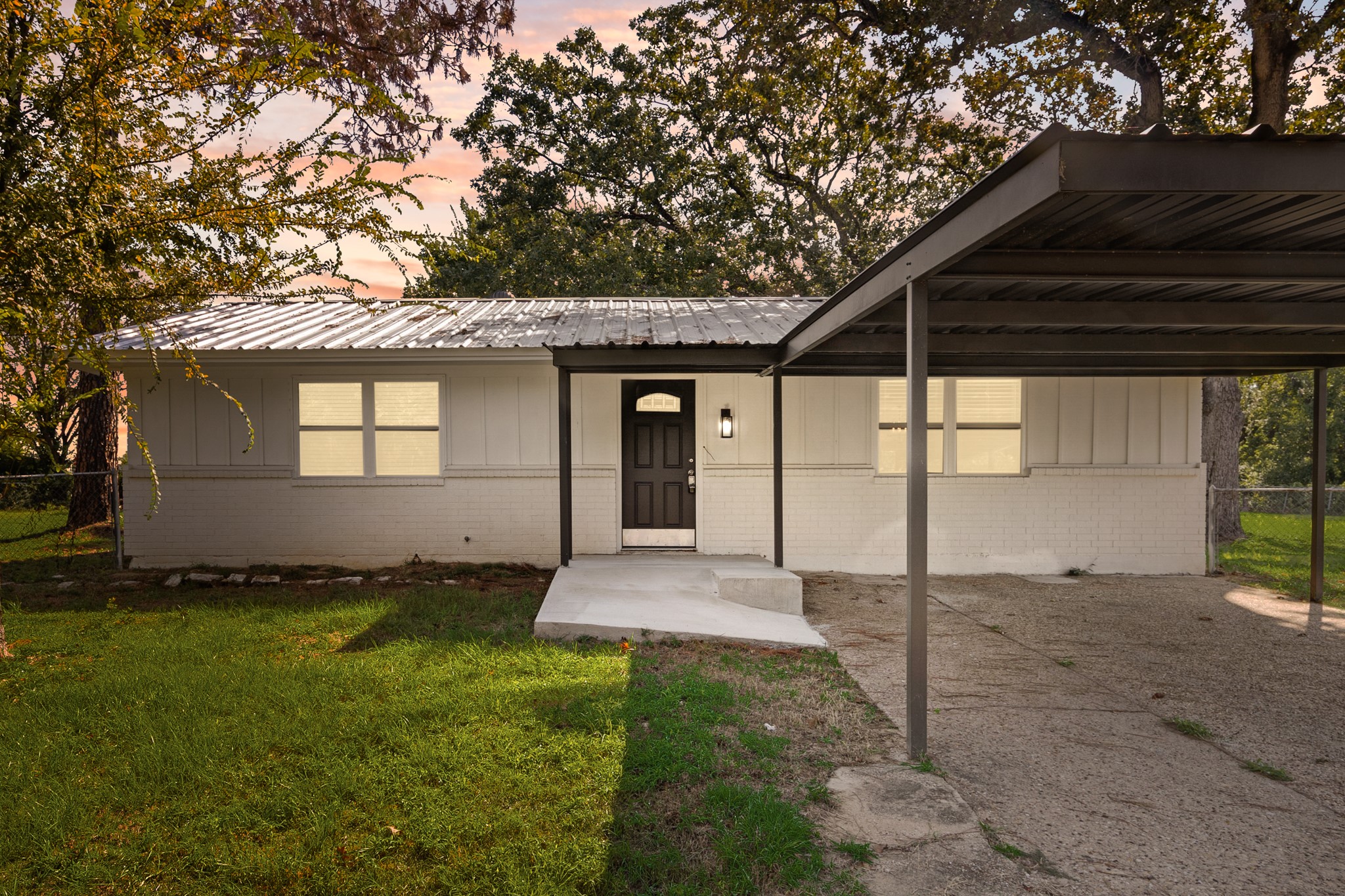 107 E Bayside Drive