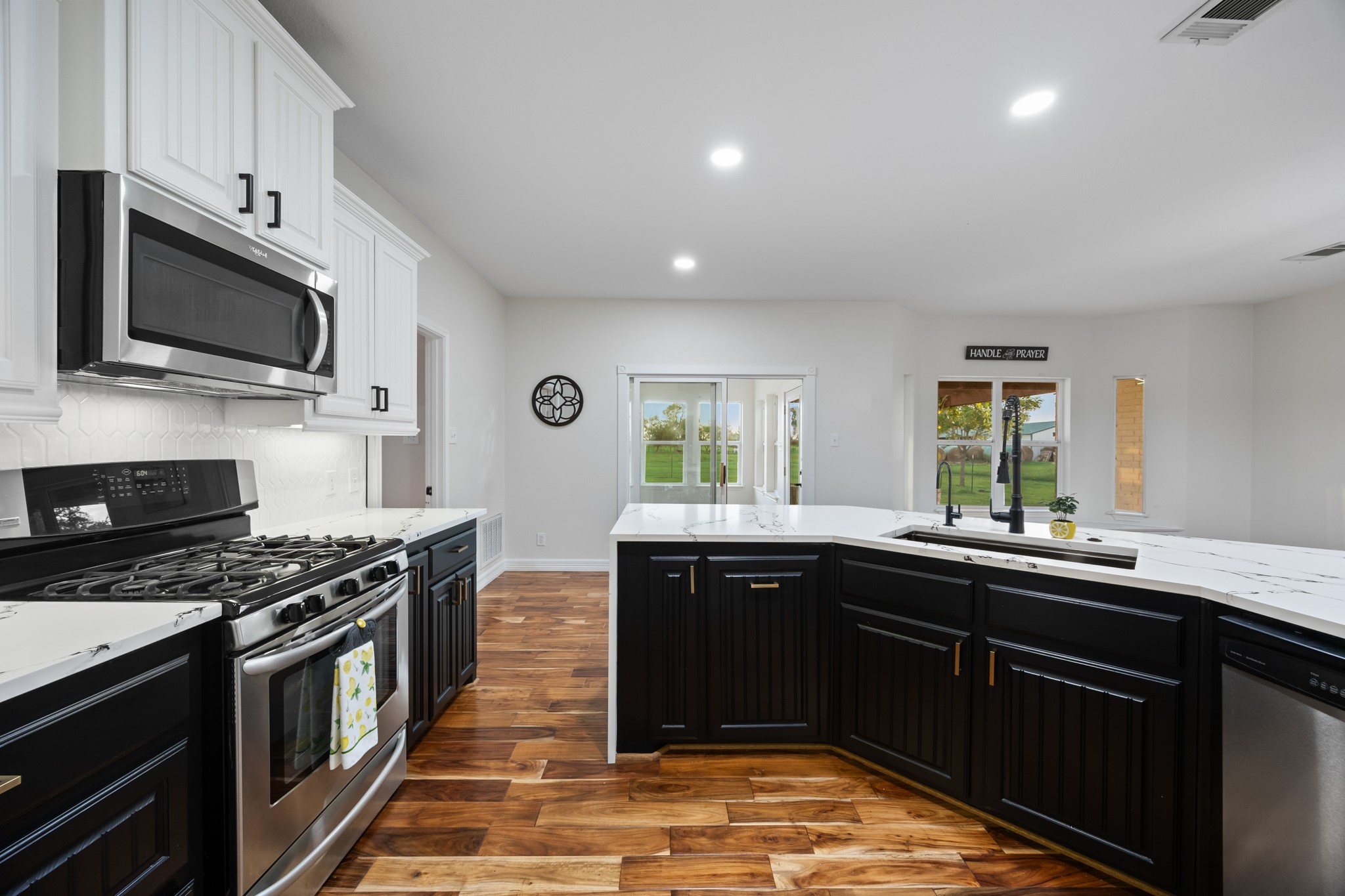 6880 County Road 4042