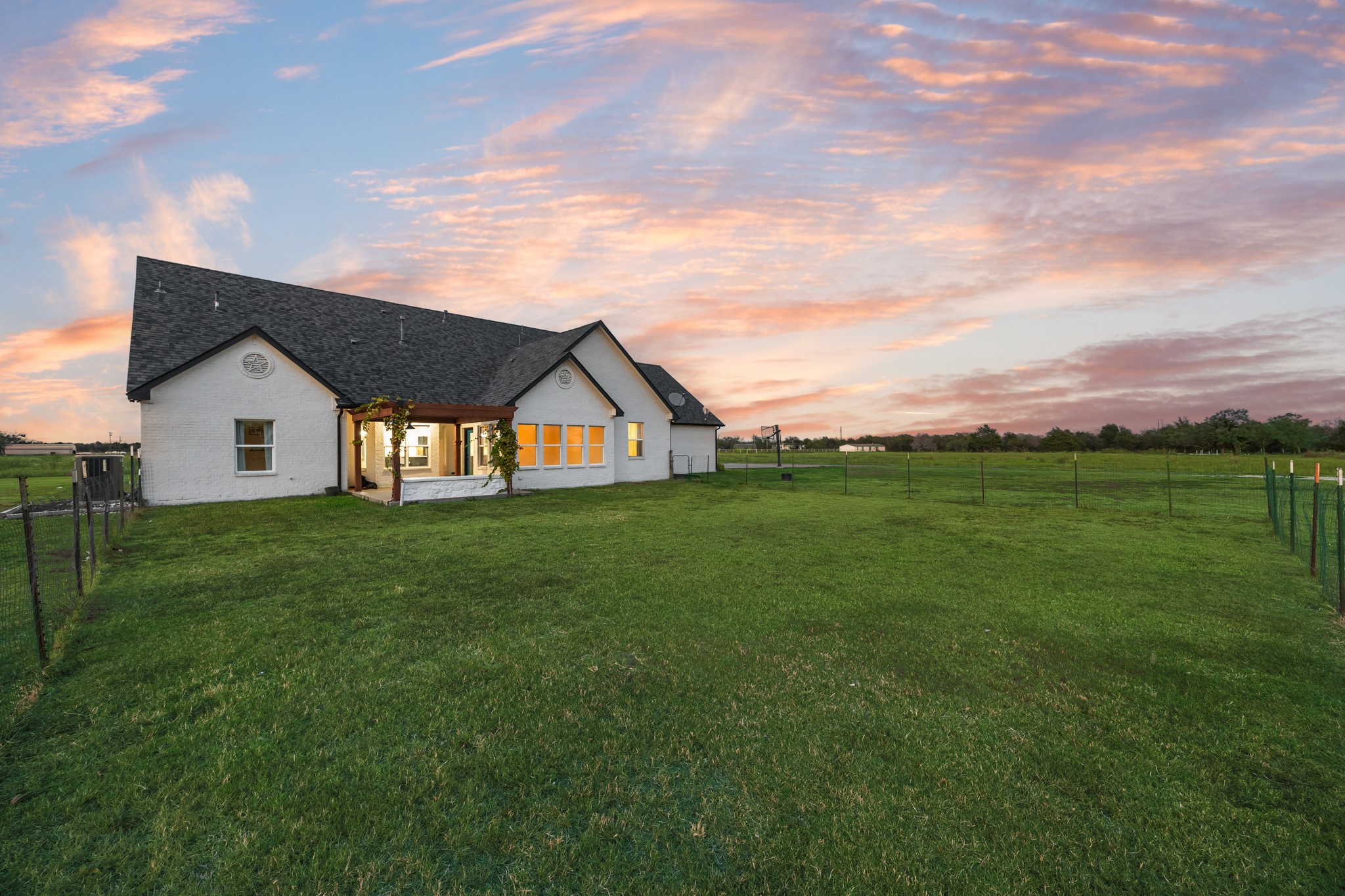 6880 County Road 4042