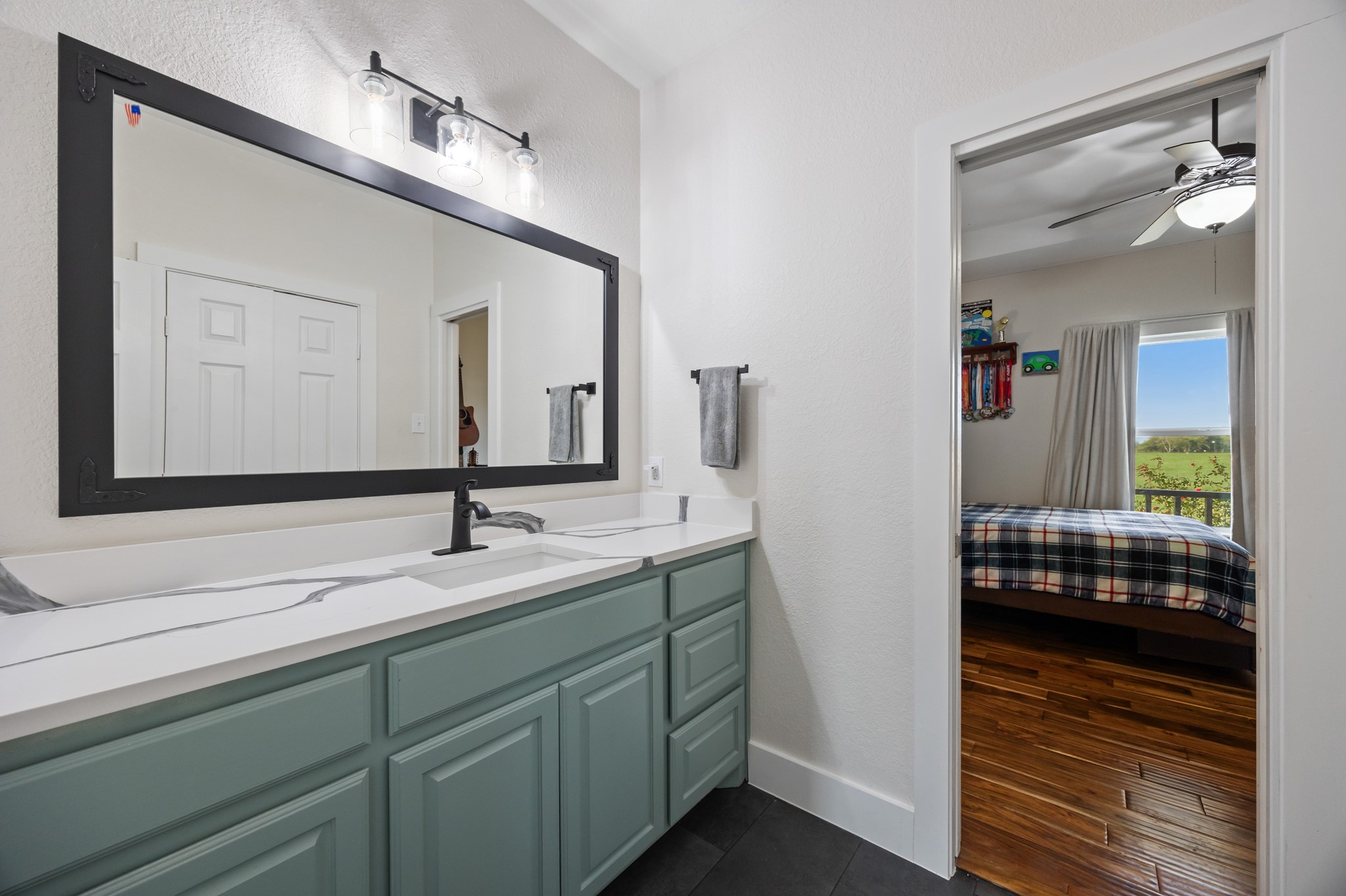 6880 County Road 4042