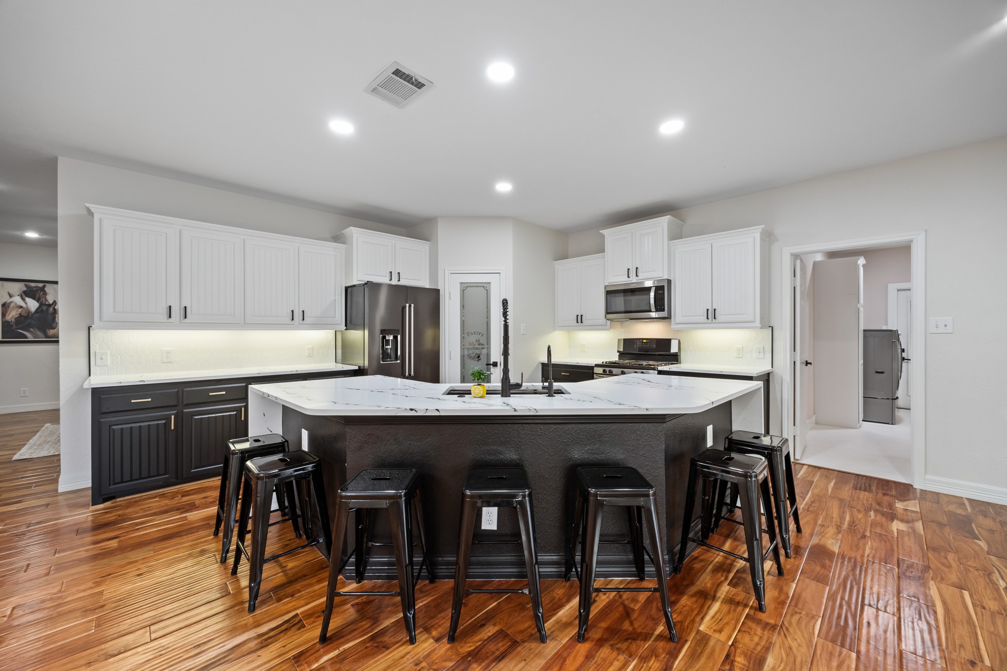 6880 County Road 4042