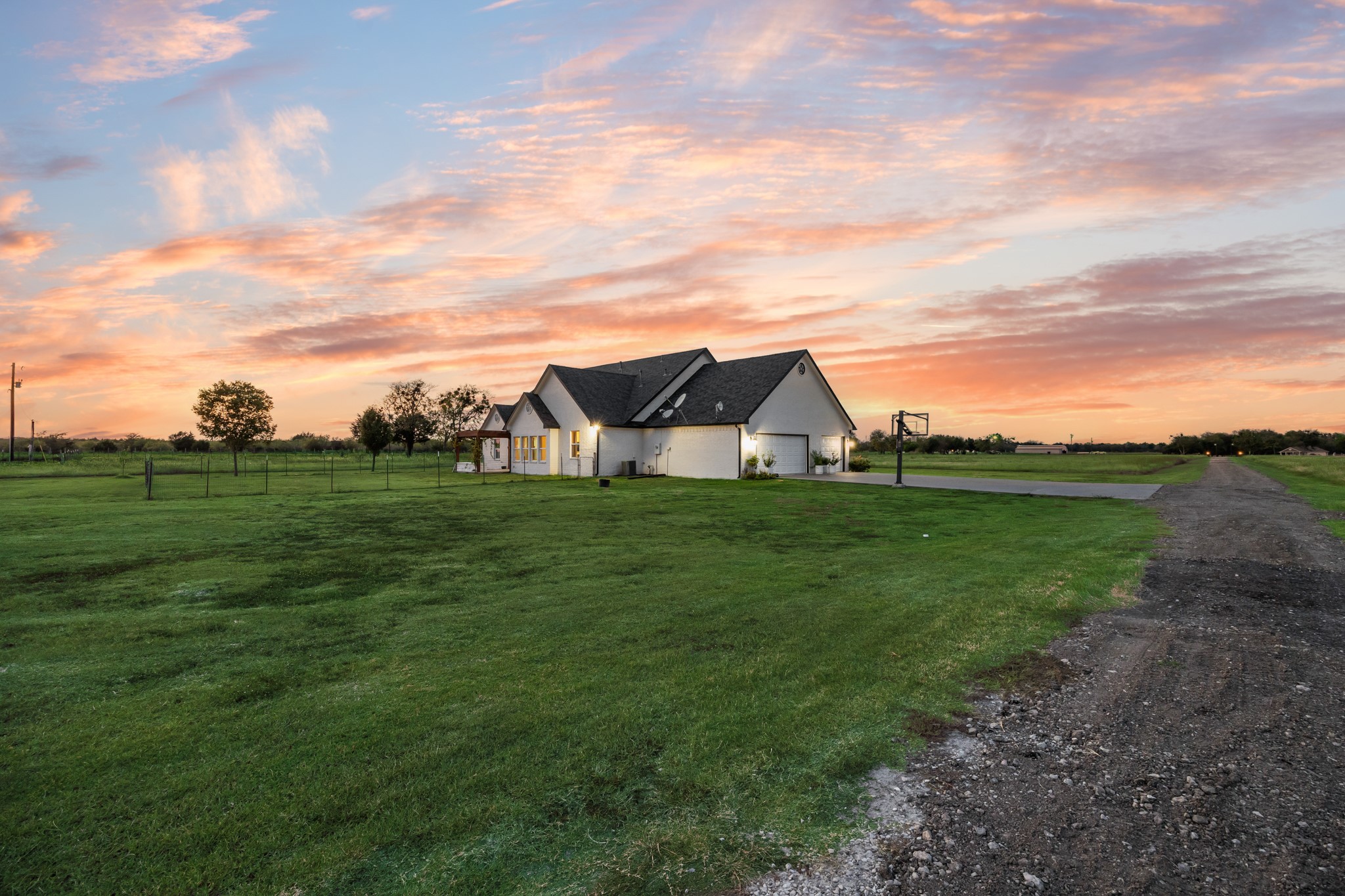 6880 County Road 4042