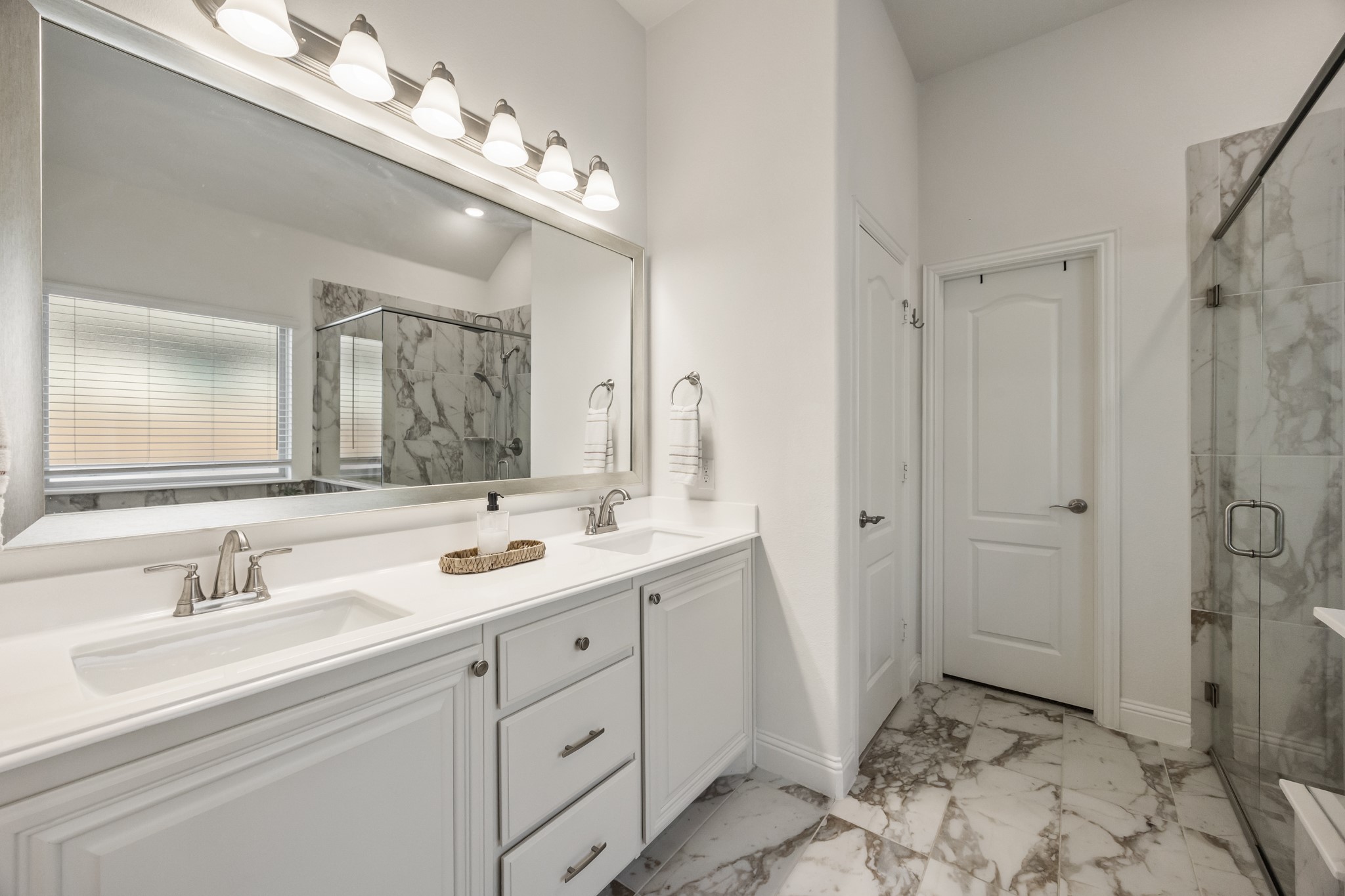 3911 Holly Springs Lane