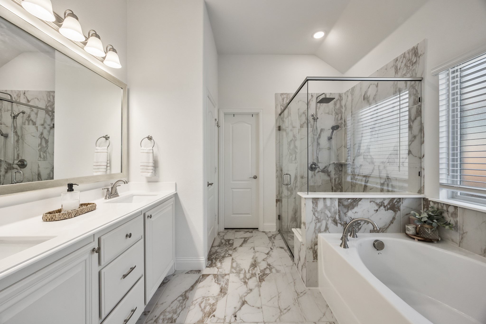 3911 Holly Springs Lane