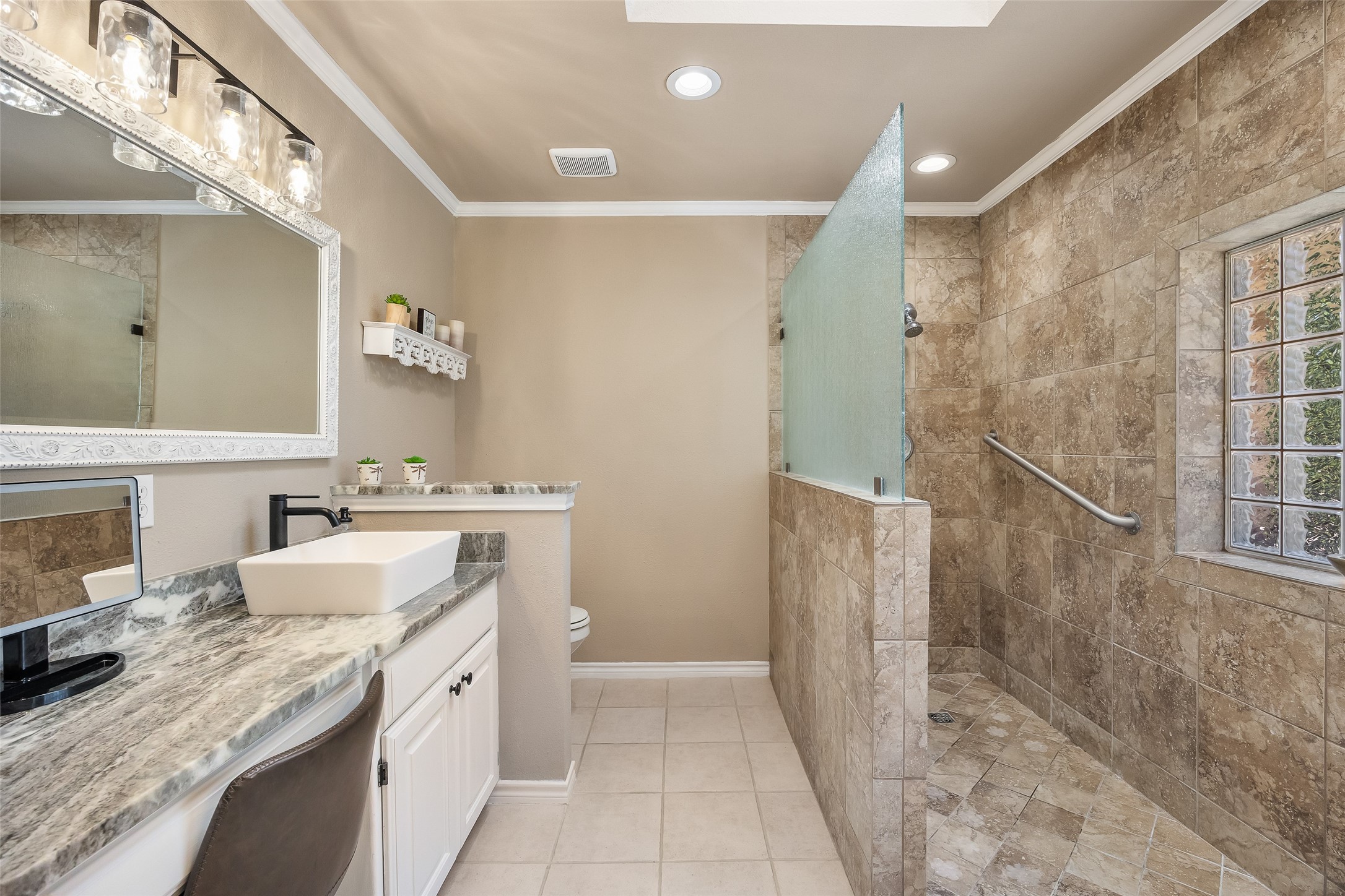 810 Clear Water Trail