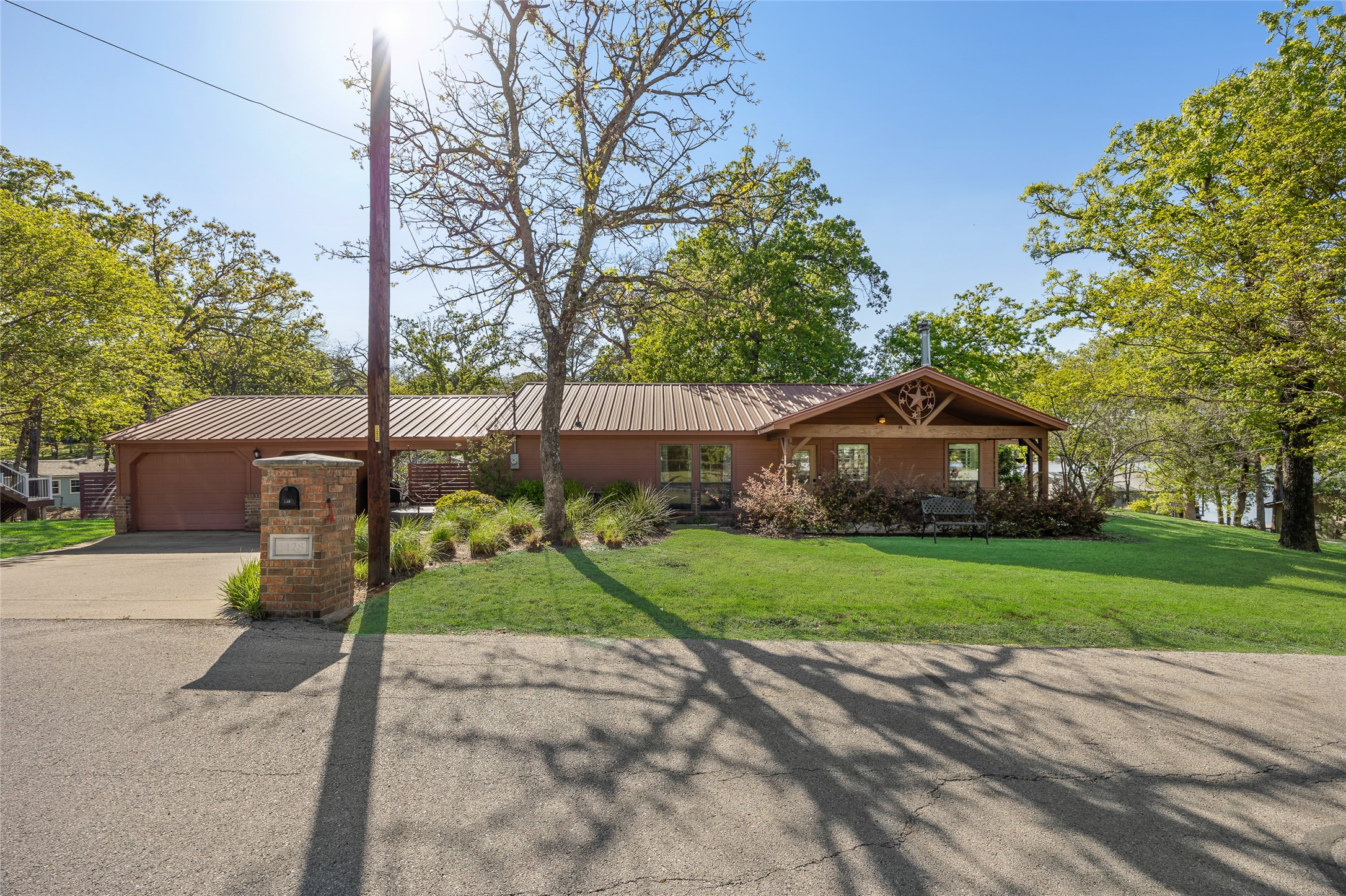 1128 Doe Run Drive