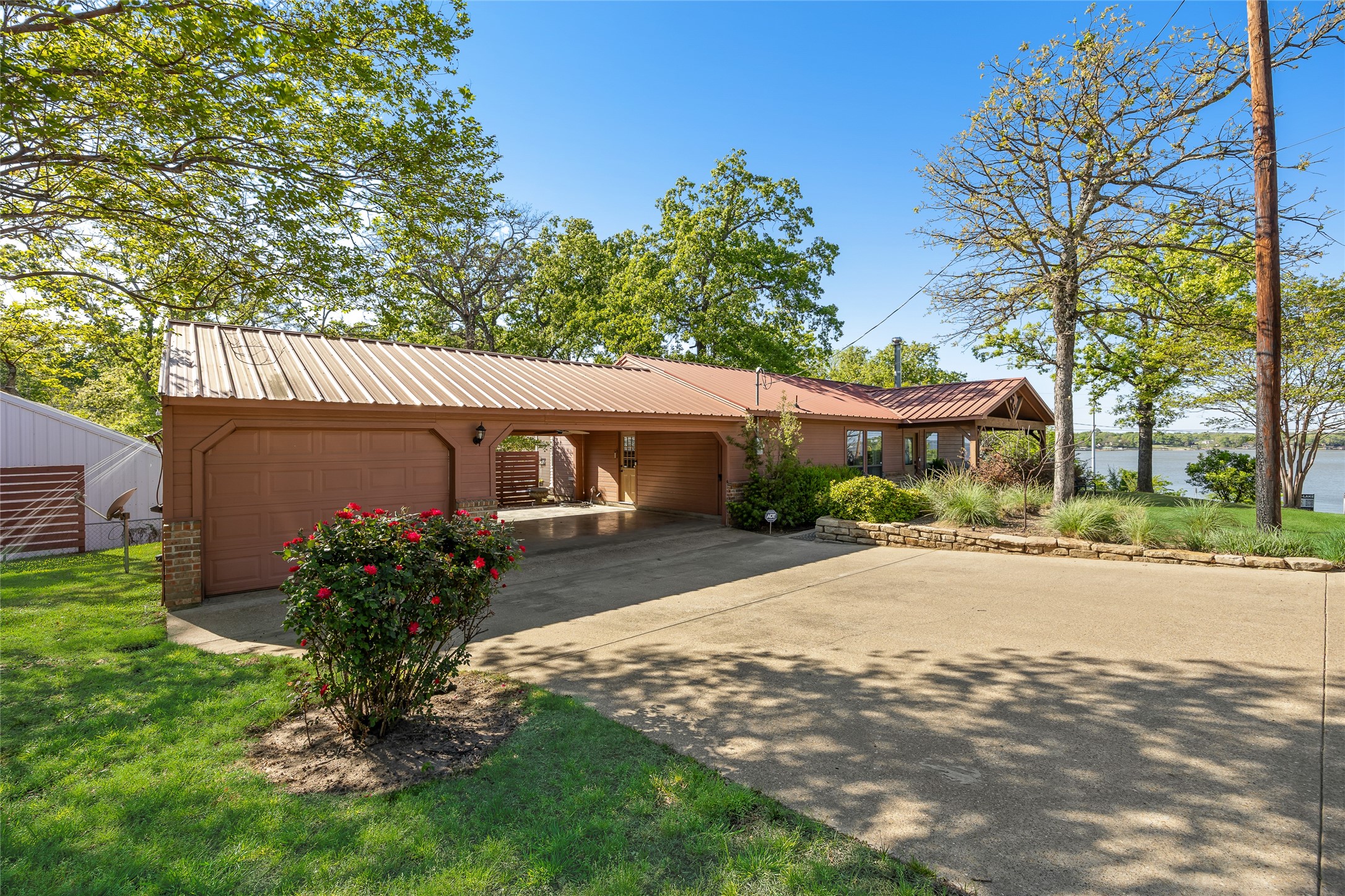 1128 Doe Run Drive
