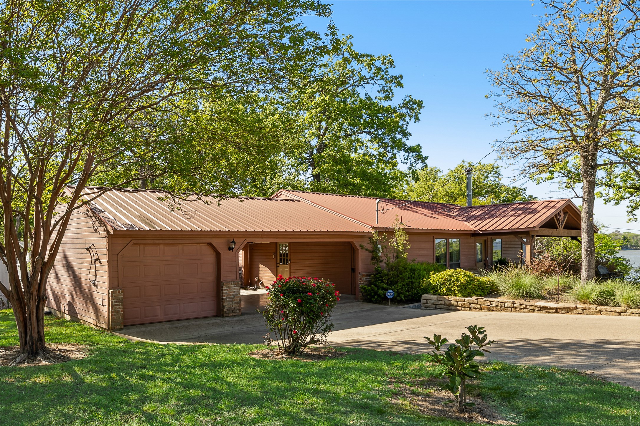 1128 Doe Run Drive