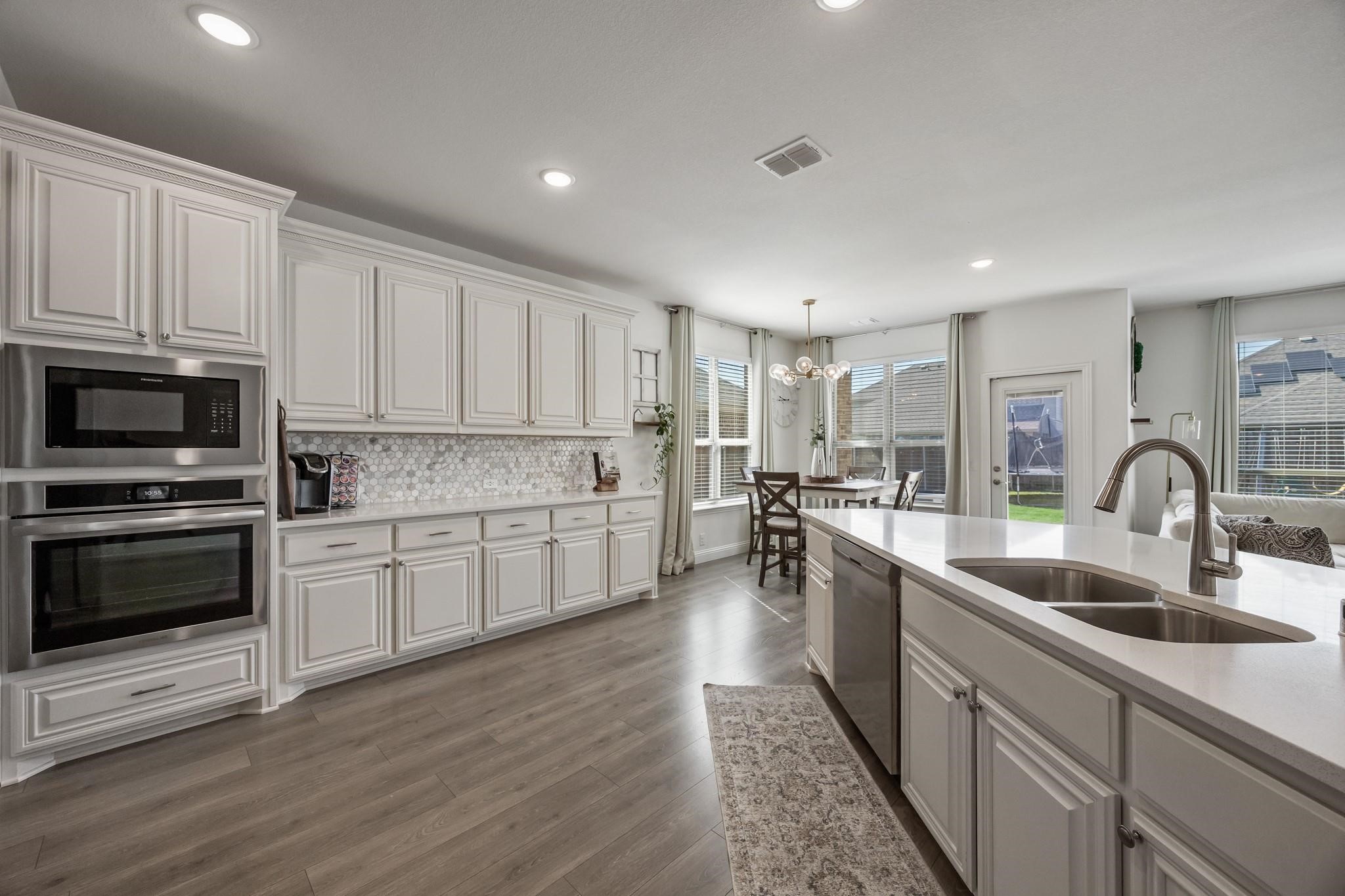 3911 Holly Springs Lane