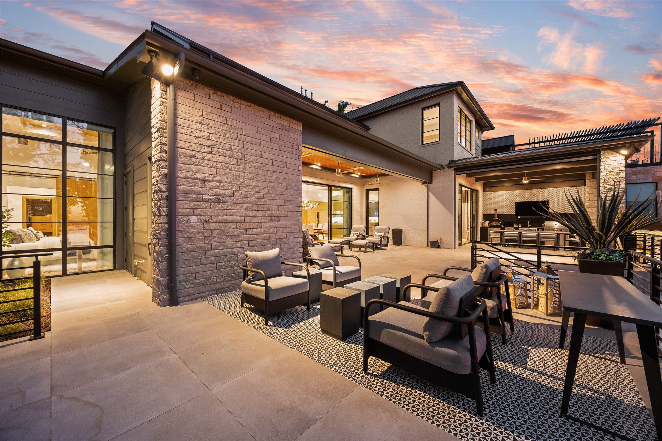 12133 W Lighthouse Lane