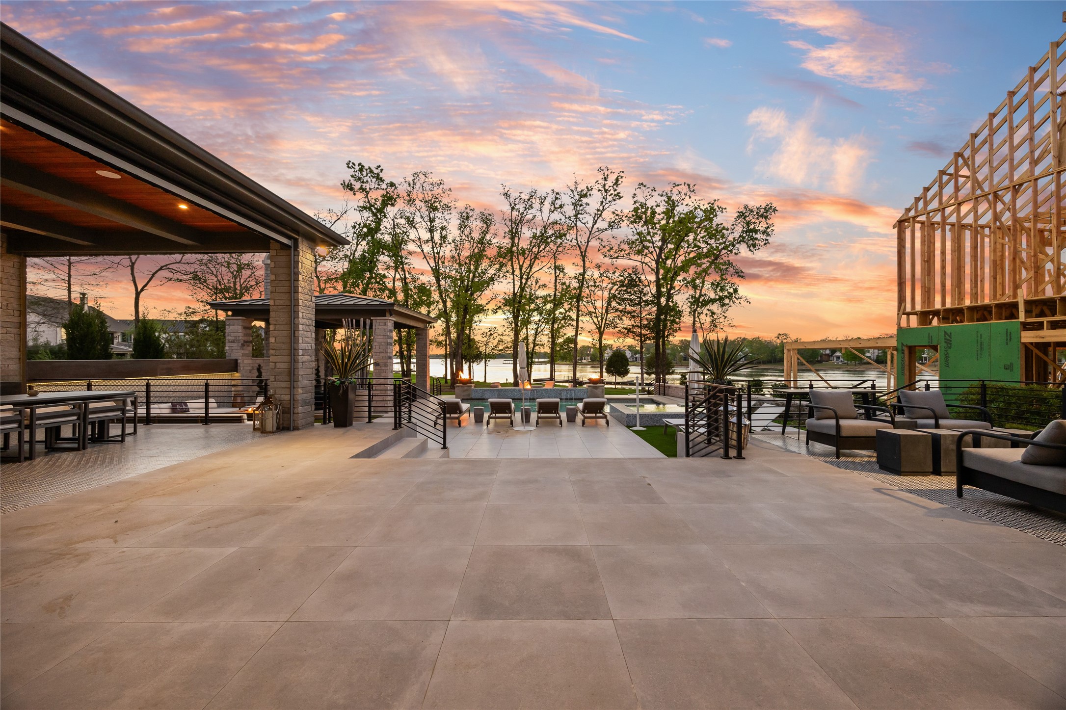 12133 W Lighthouse Lane