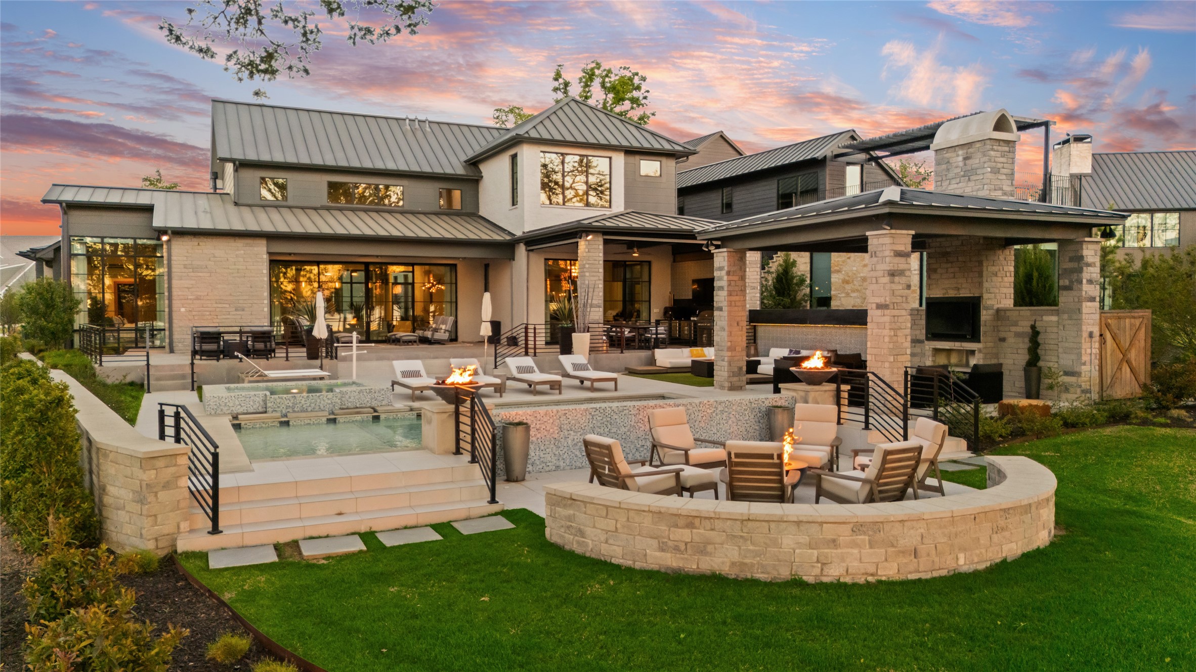 12133 W Lighthouse Lane