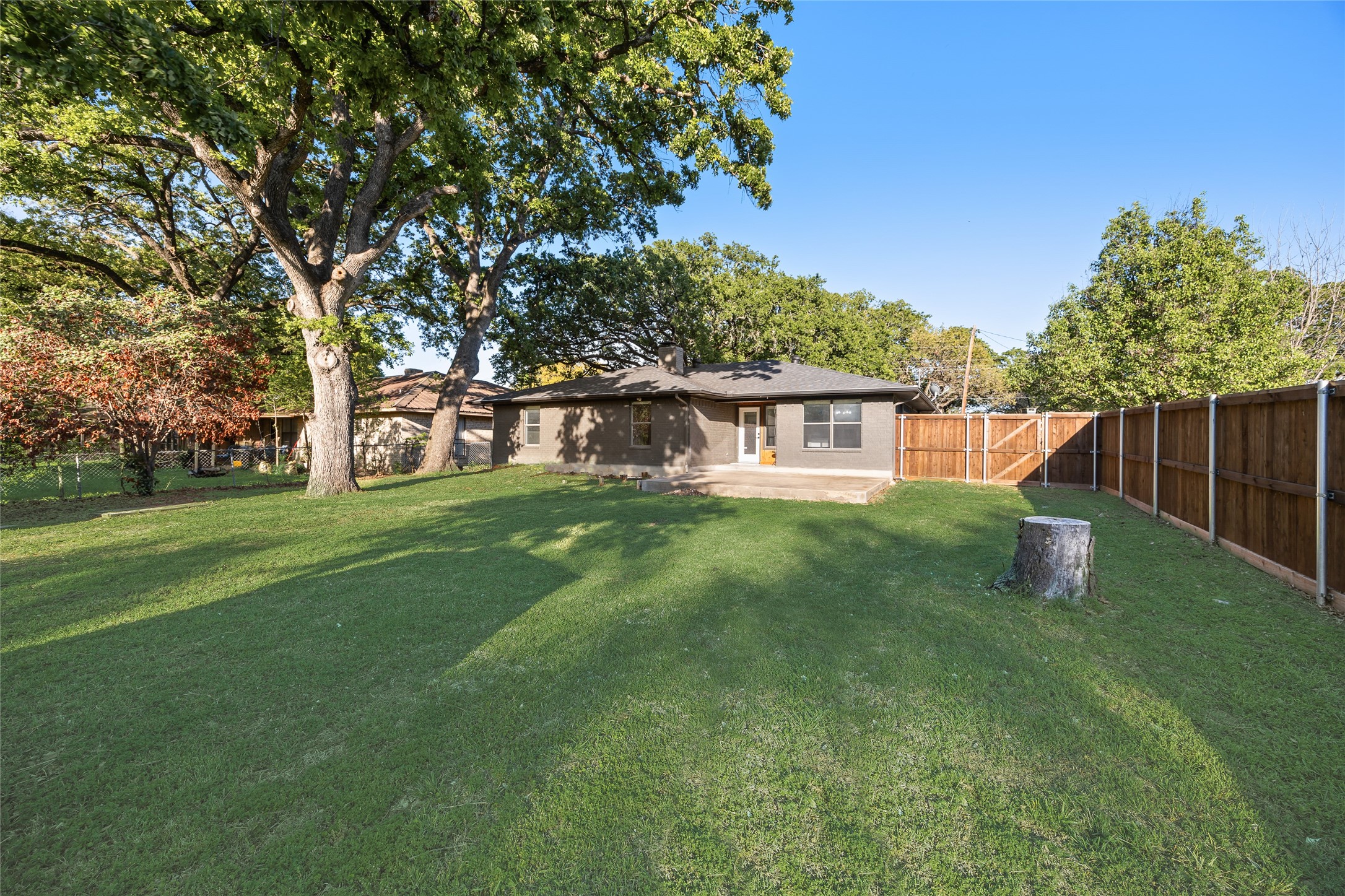 127 Wildwood Crossover Street