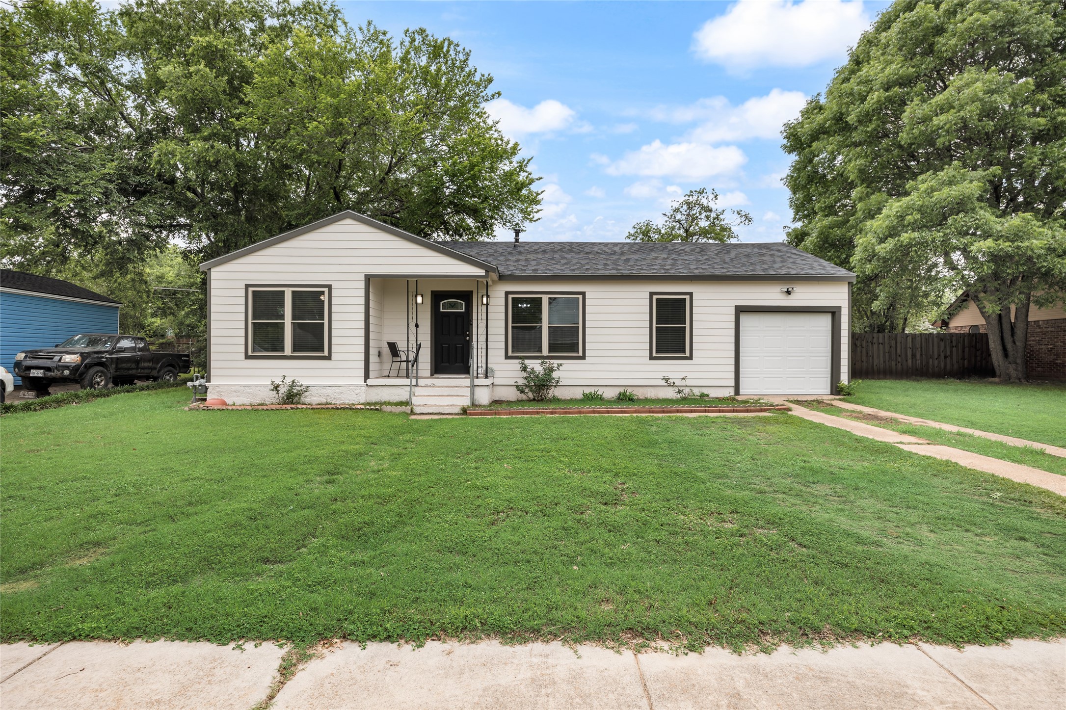 1005 Iowa Street