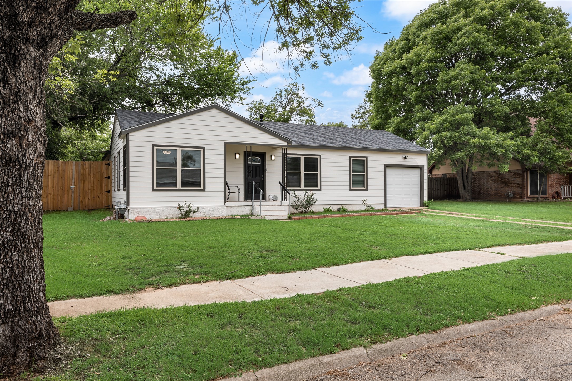 1005 Iowa Street