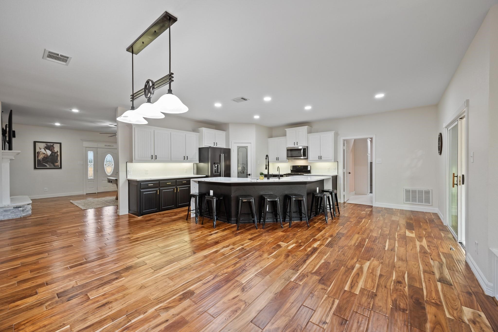 6880 County Road 4042