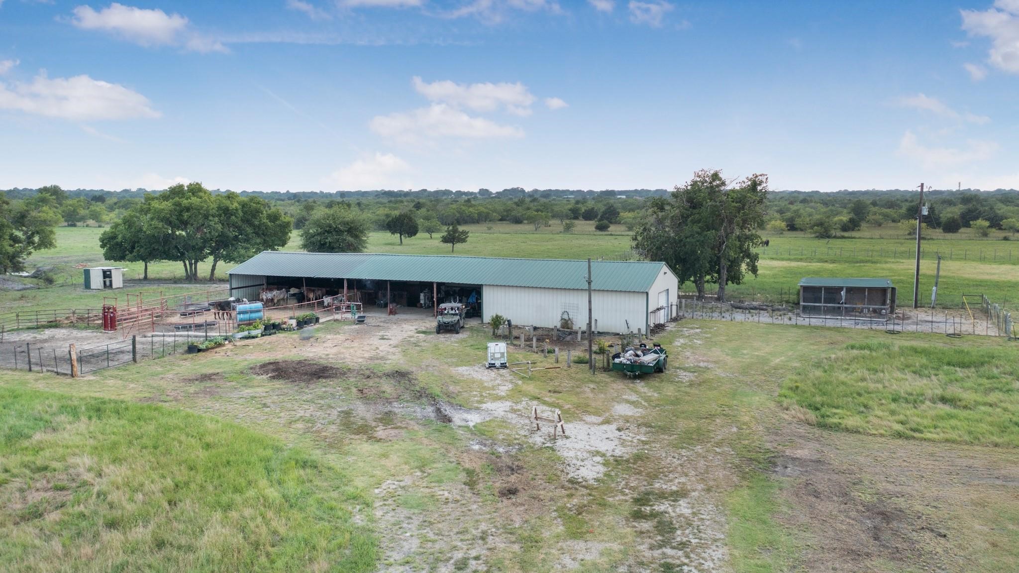 6880 County Road 4042