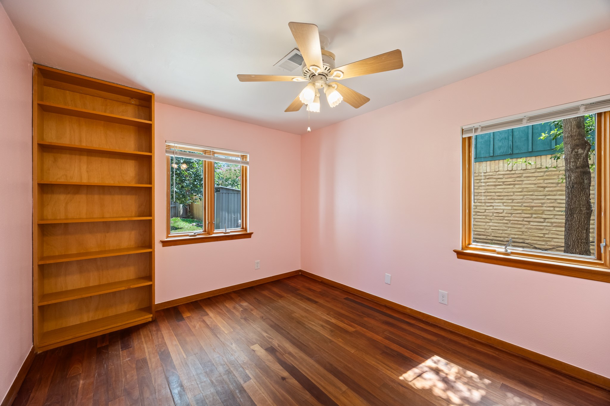 1305 Atlanta Drive
