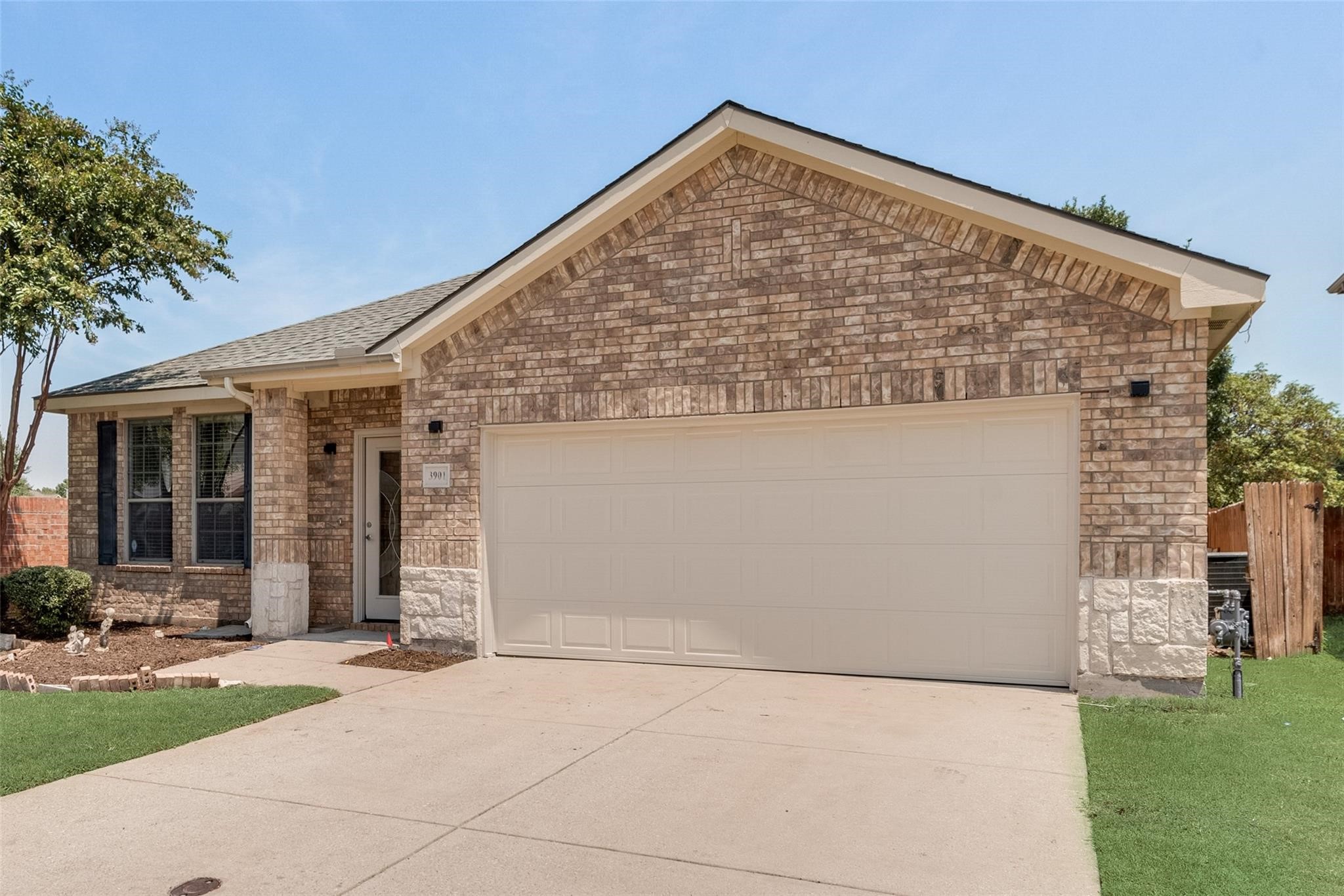 3901 Pitchstone Drive