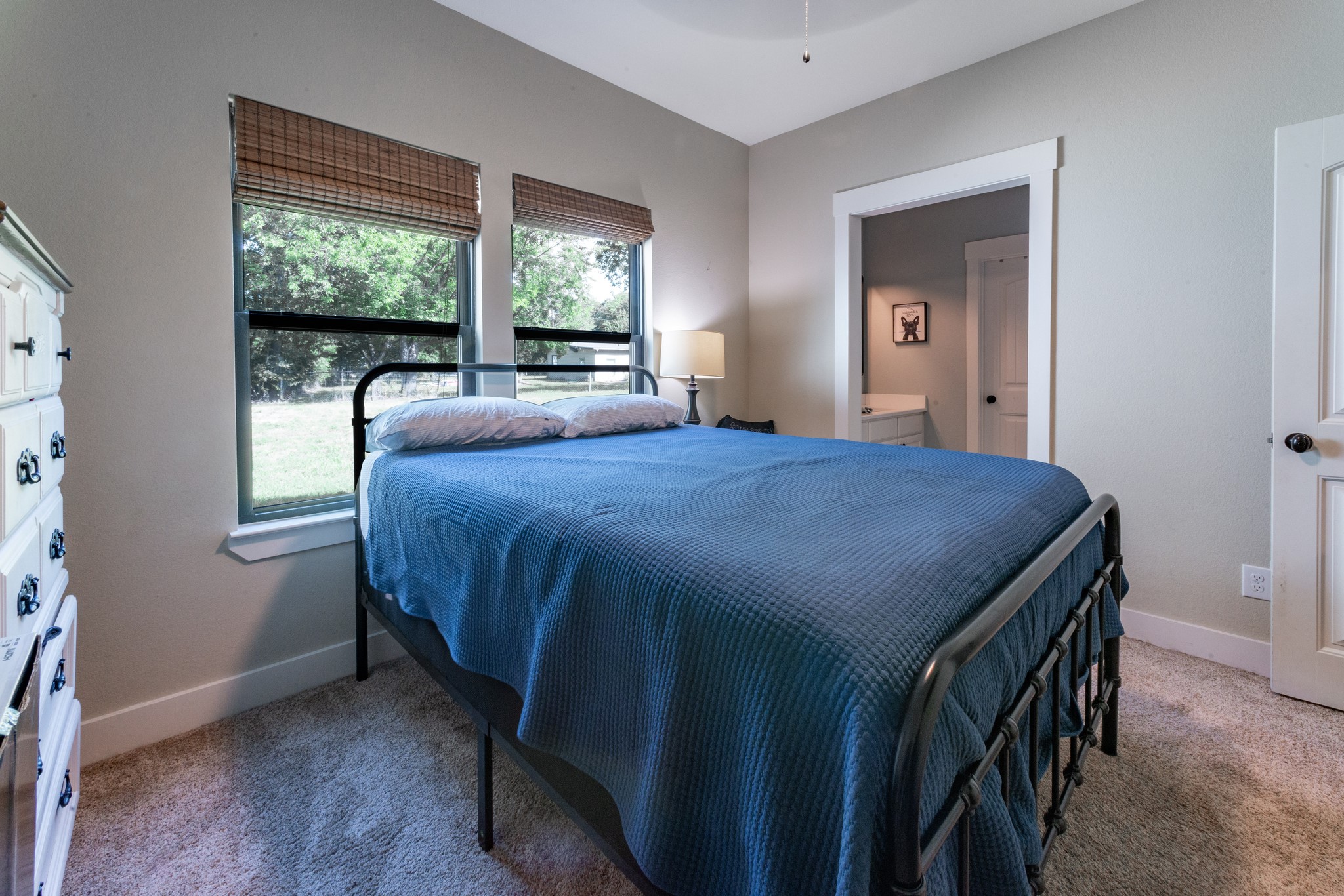 131 Lakeway Lane