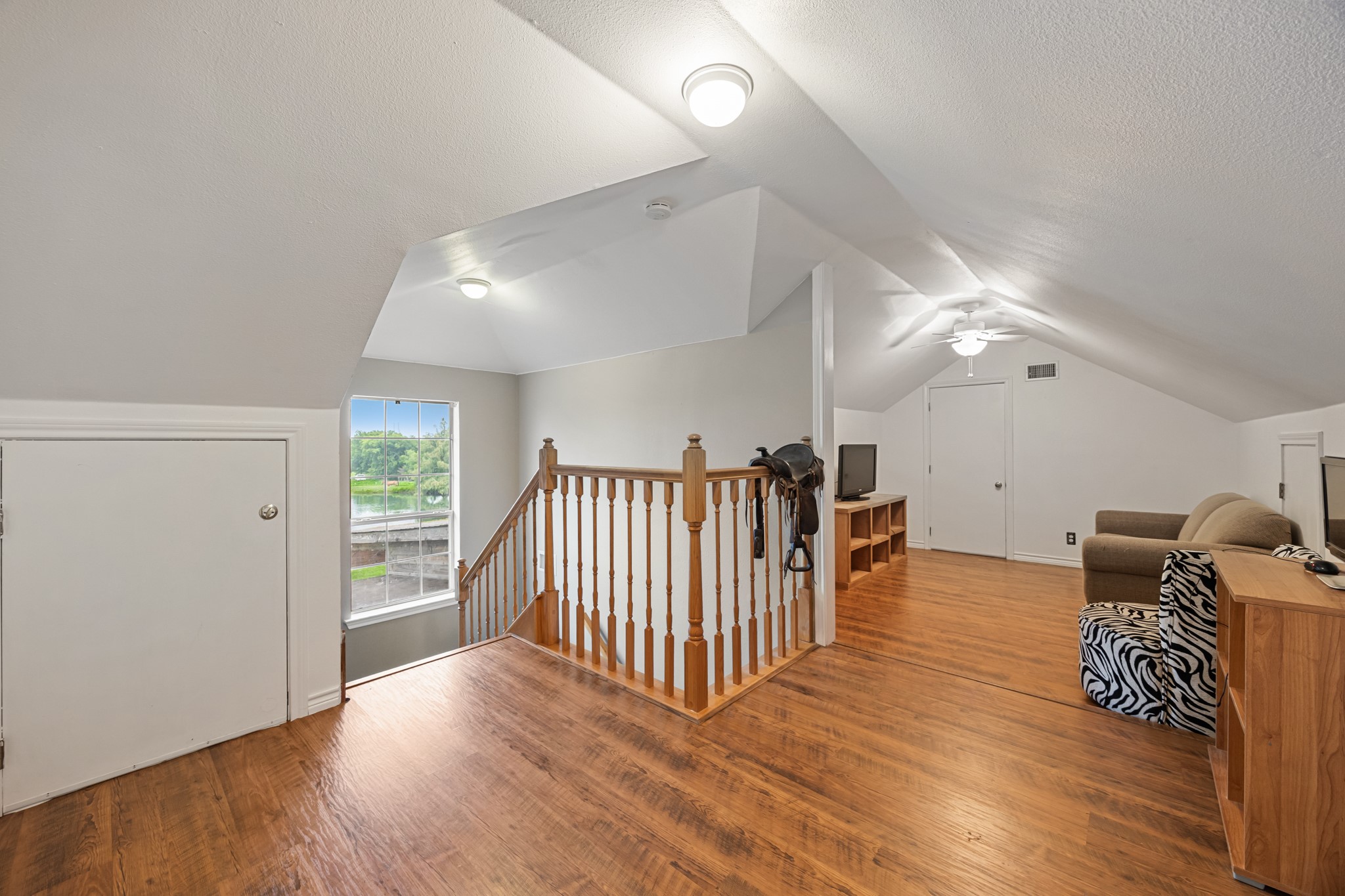 10052 Helms Trail