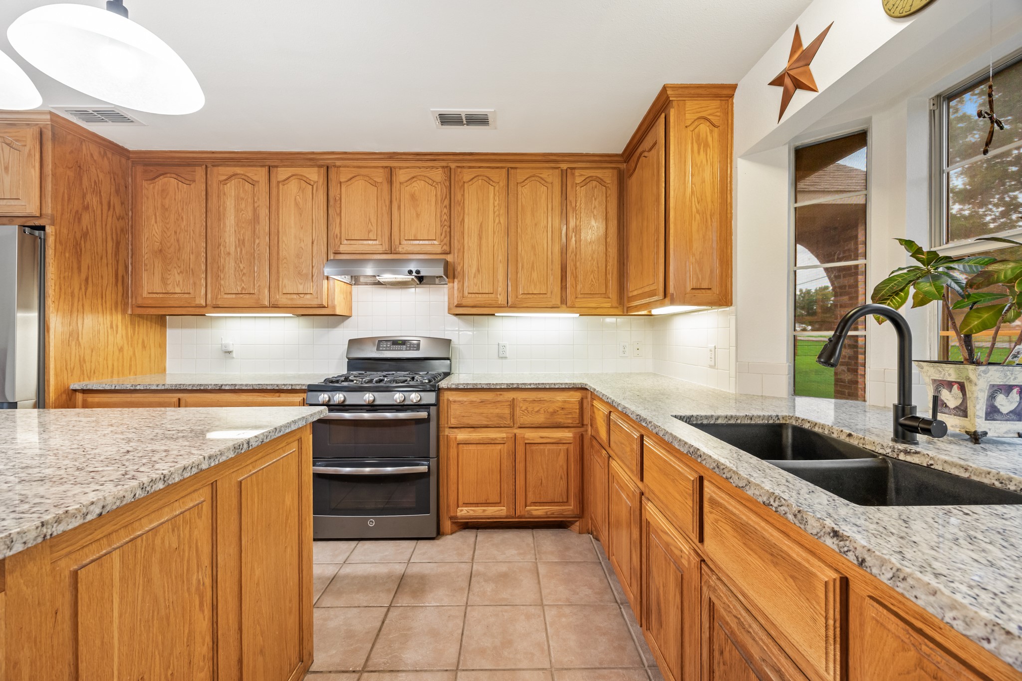 10052 Helms Trail