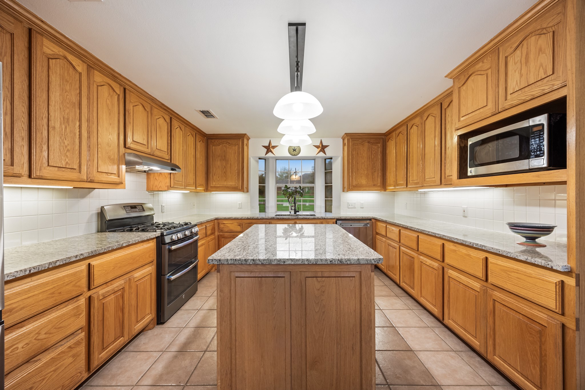 10052 Helms Trail